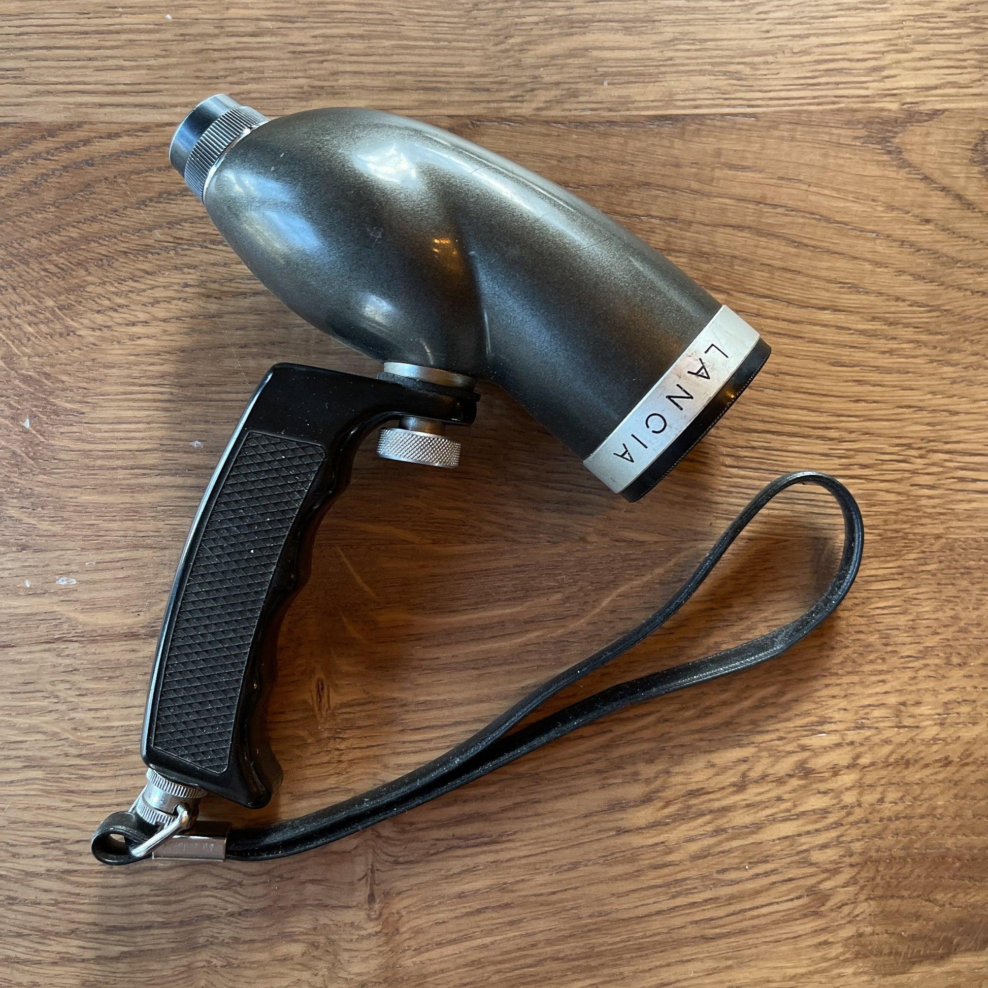 Lancia prismatic telescoop - Bamestra Curiosa