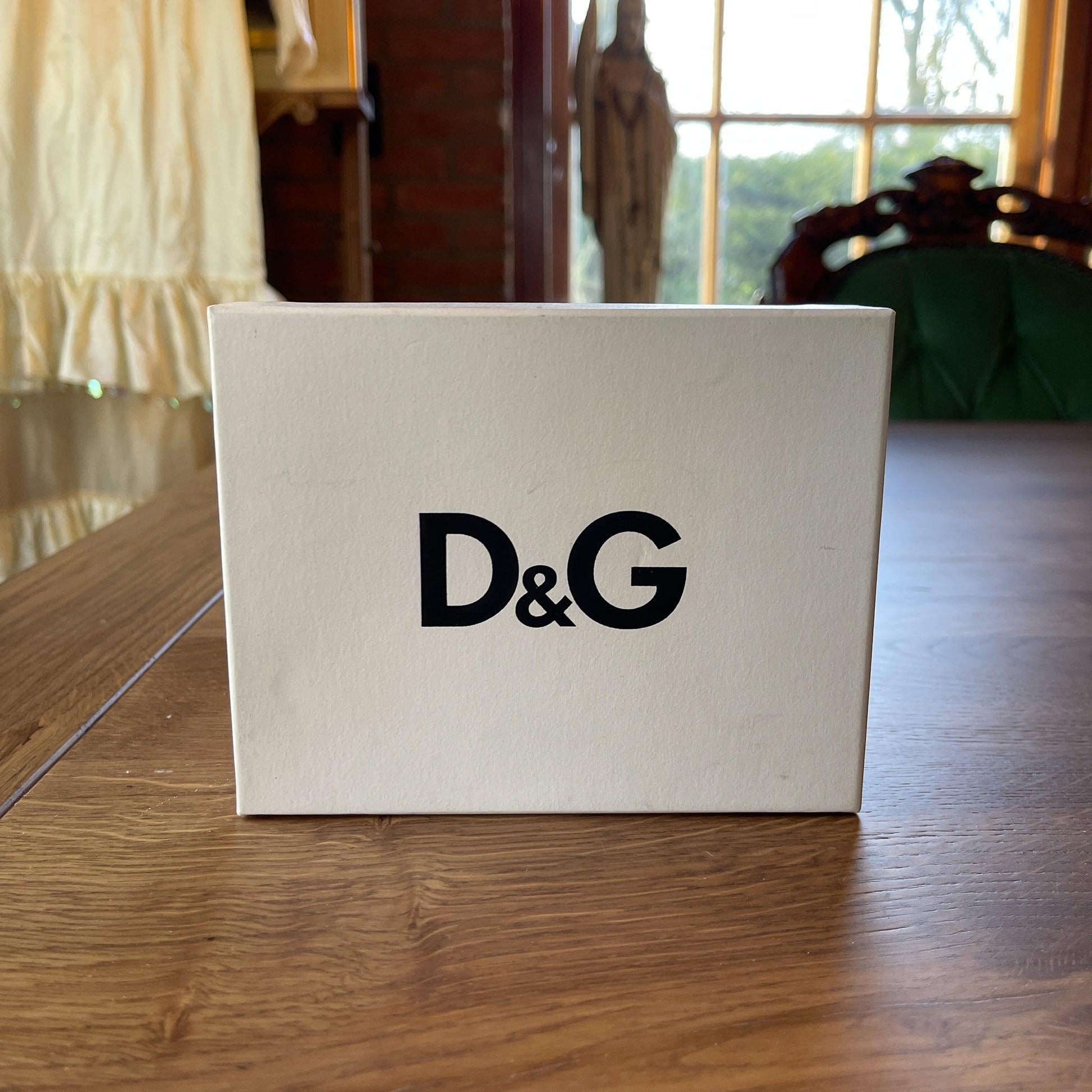 Lederen portemonnee van D&G - Bamestra Curiosa