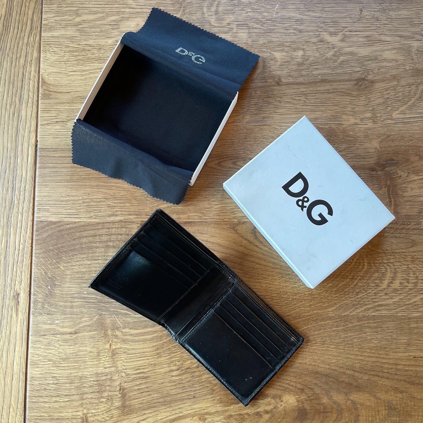 Lederen portemonnee van D&G - Bamestra Curiosa