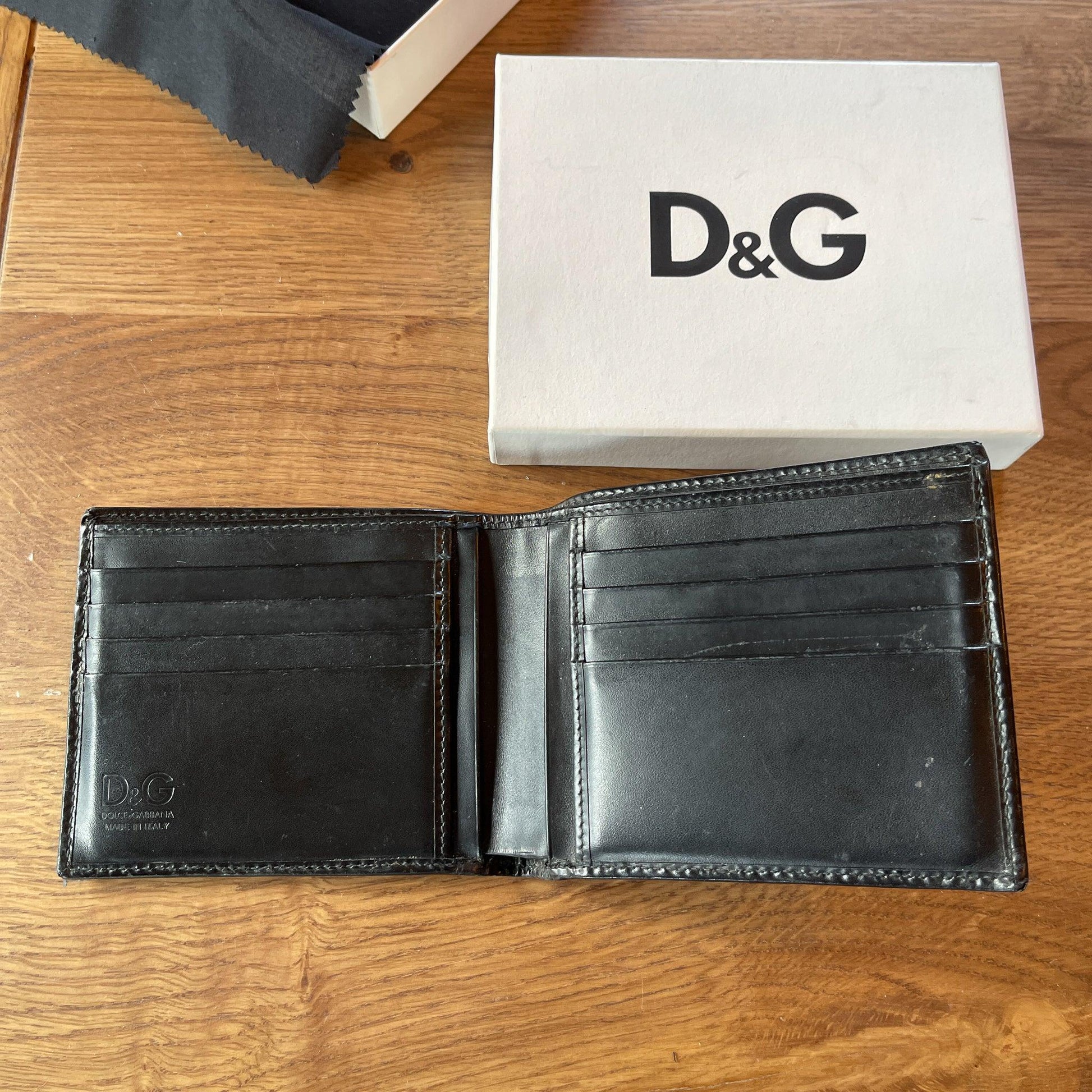 Lederen portemonnee van D&G - Bamestra Curiosa