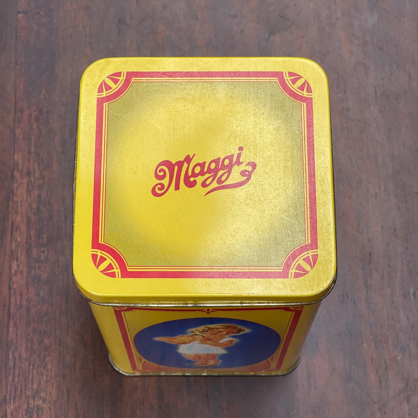 Maggi blik - Bamestra Curiosa