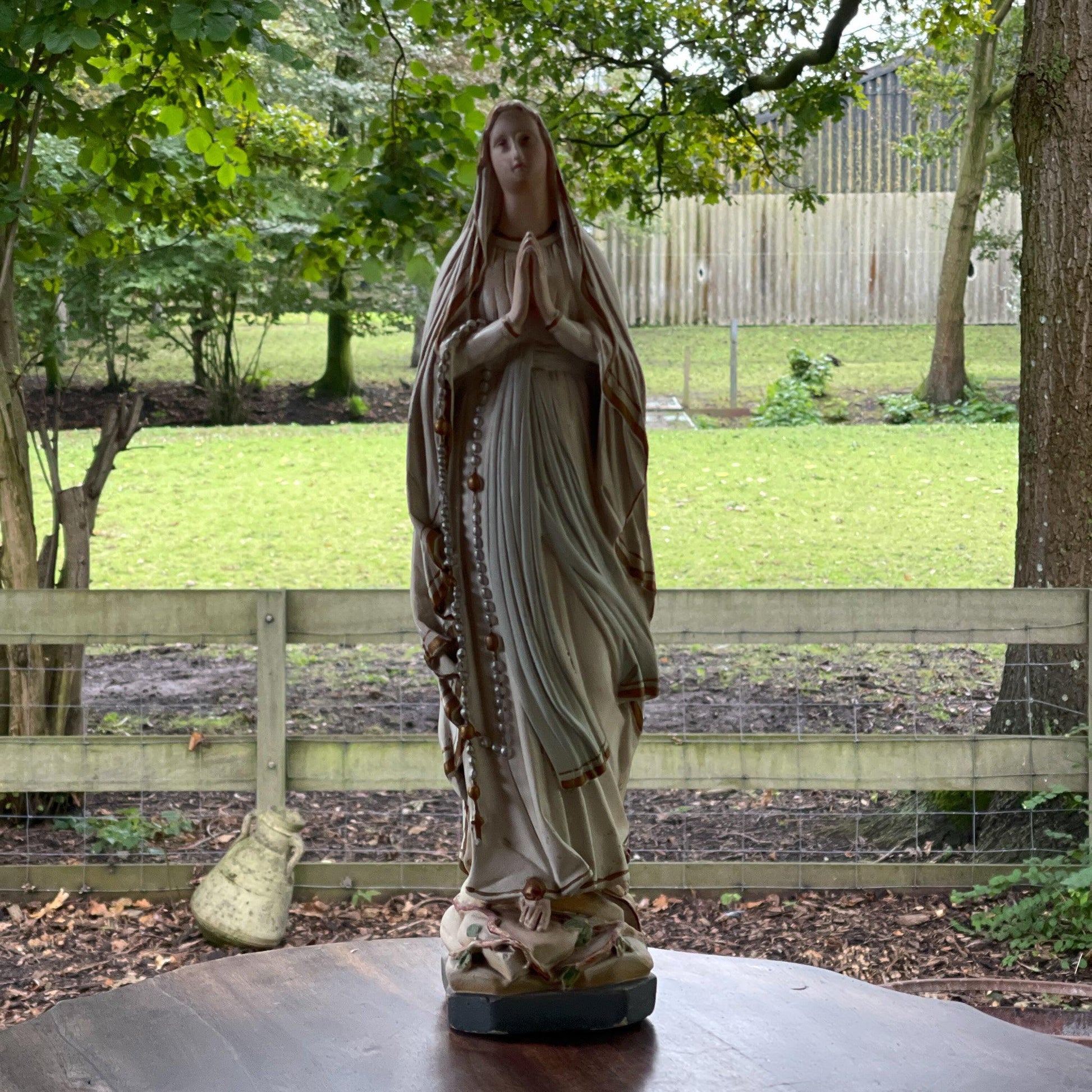 Maria beeld van porseleingips - Bamestra Curiosa