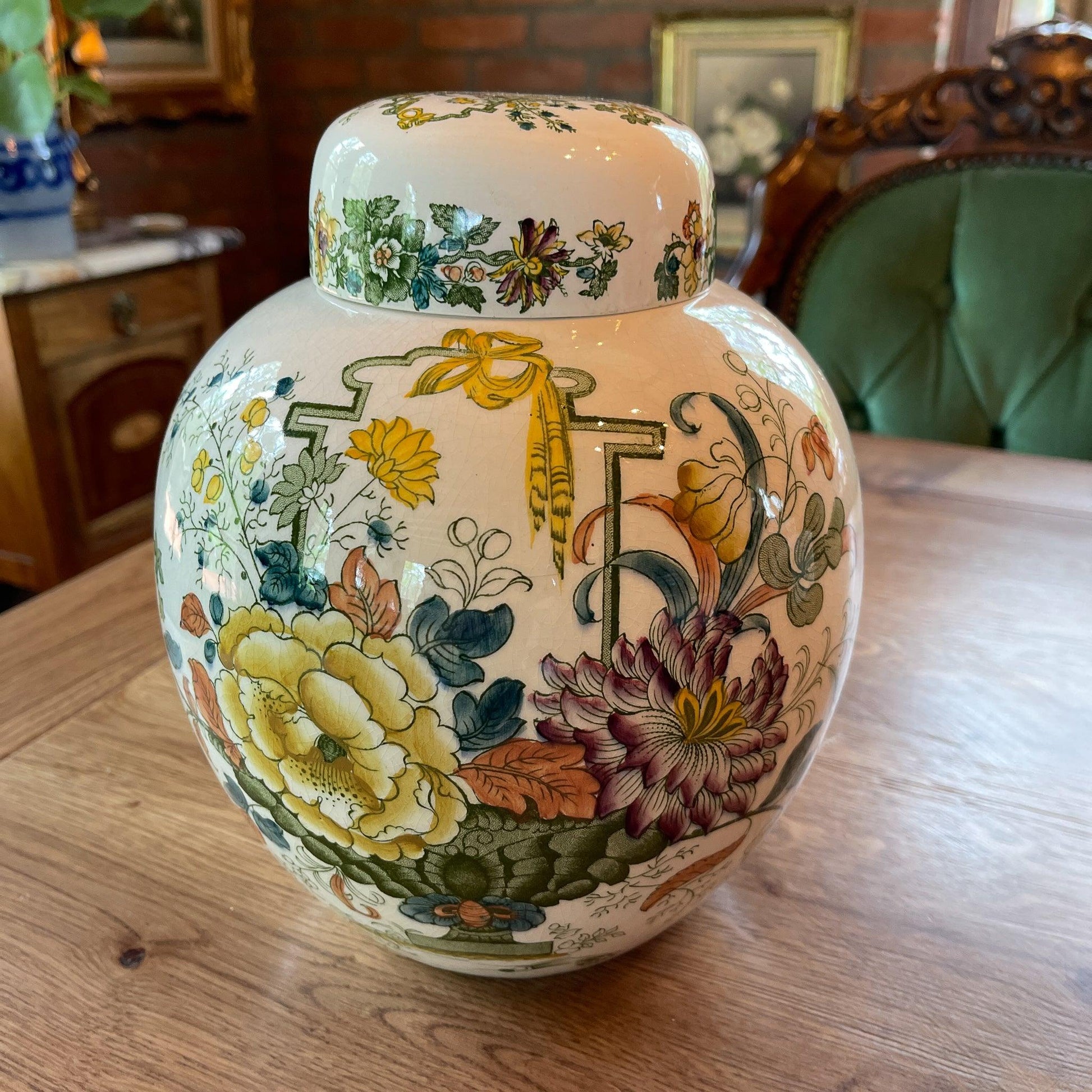 Mason's England gember pot - Bamestra Curiosa