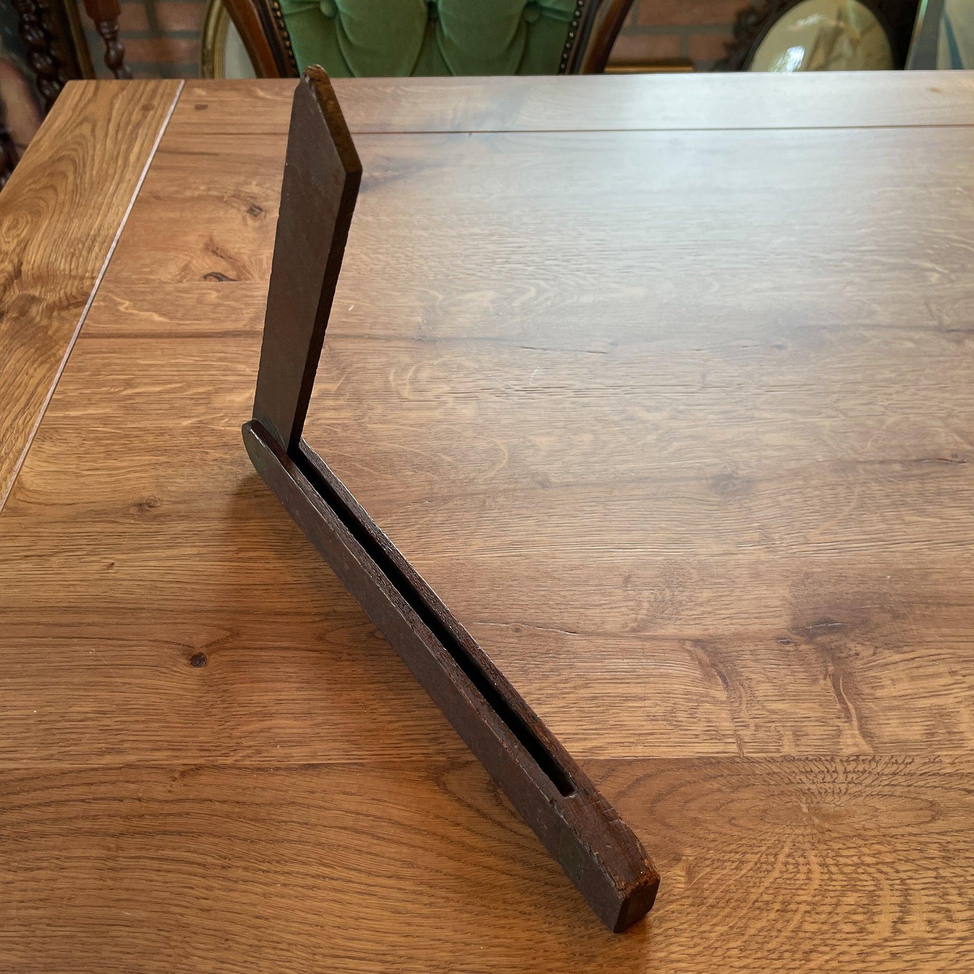 Massief houten zwaai haak - Bamestra Curiosa