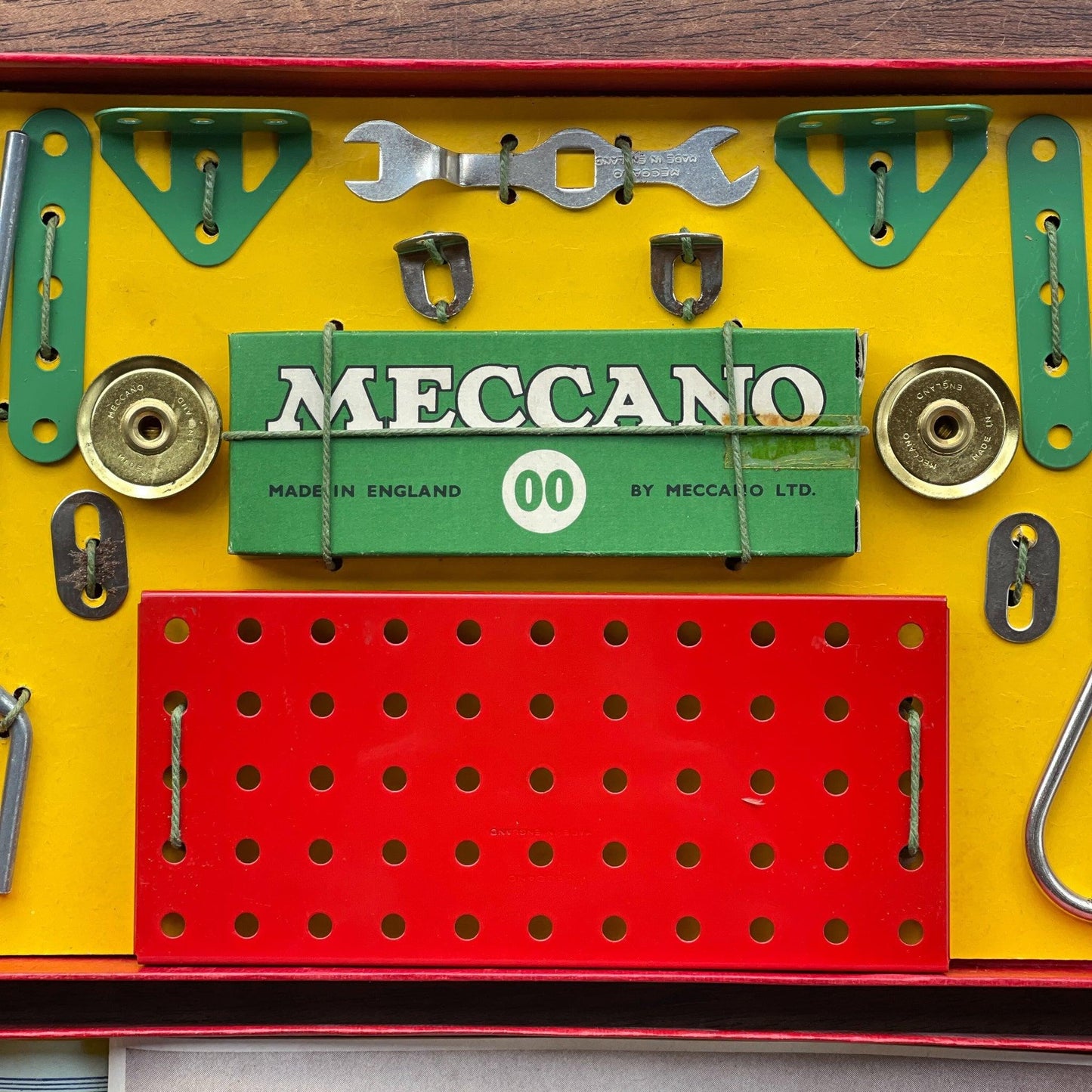 Meccano uitrusting nummer 00 - Bamestra Curiosa