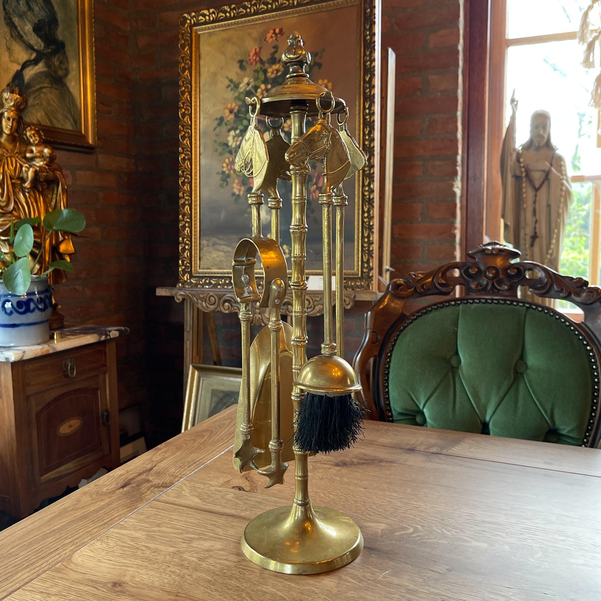 Messing haardstel met paardenhoofden - The Collectionist