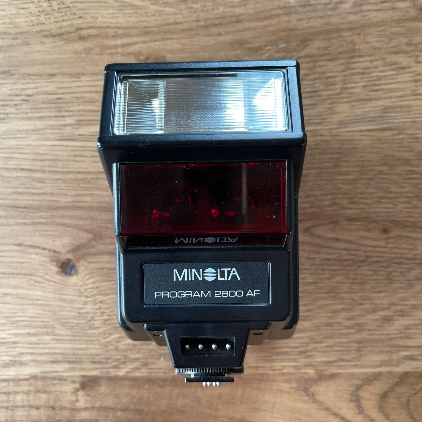 Minolta Program 2800 AF flitser - Bamestra Curiosa