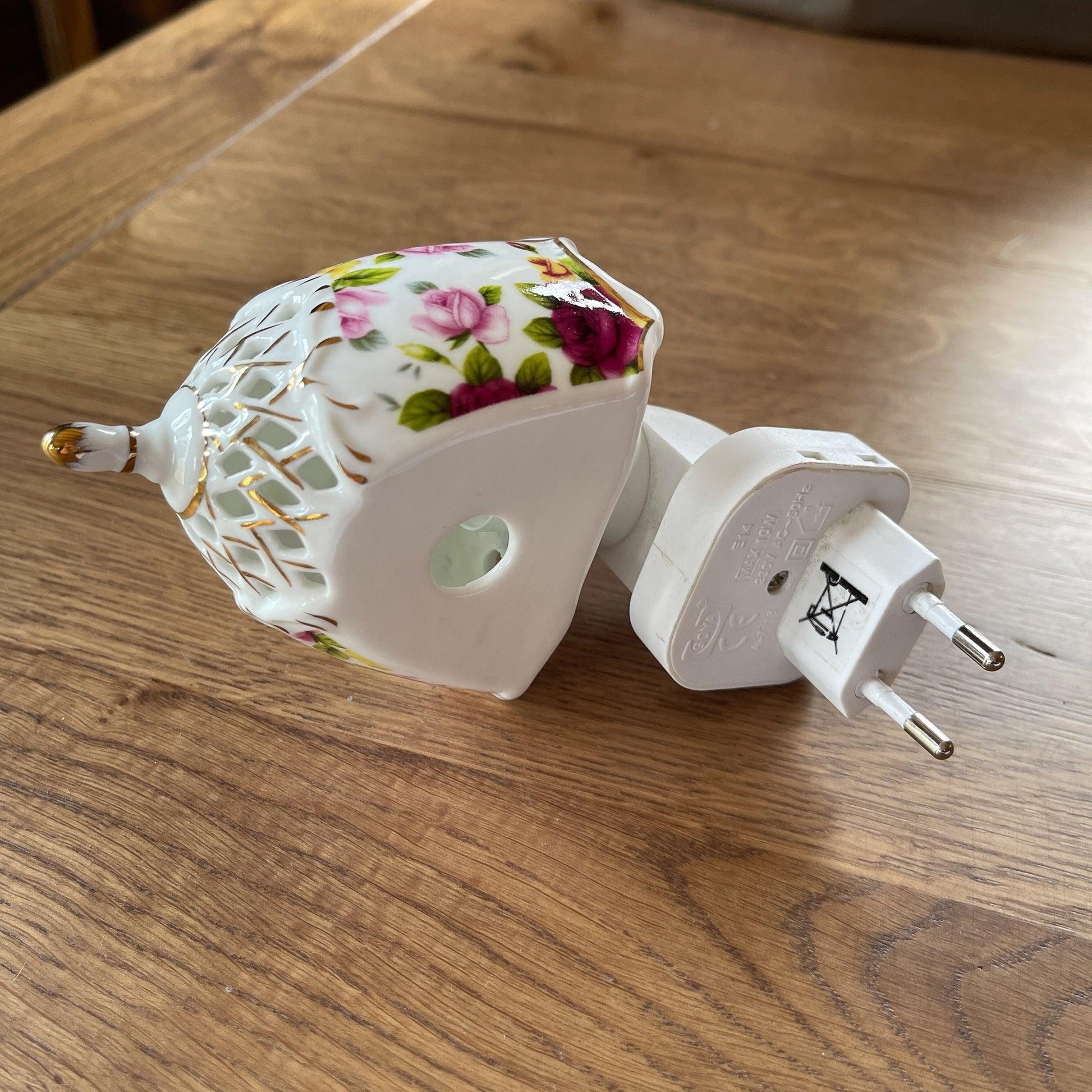 Nachtlampje van porselein - Bamestra Curiosa