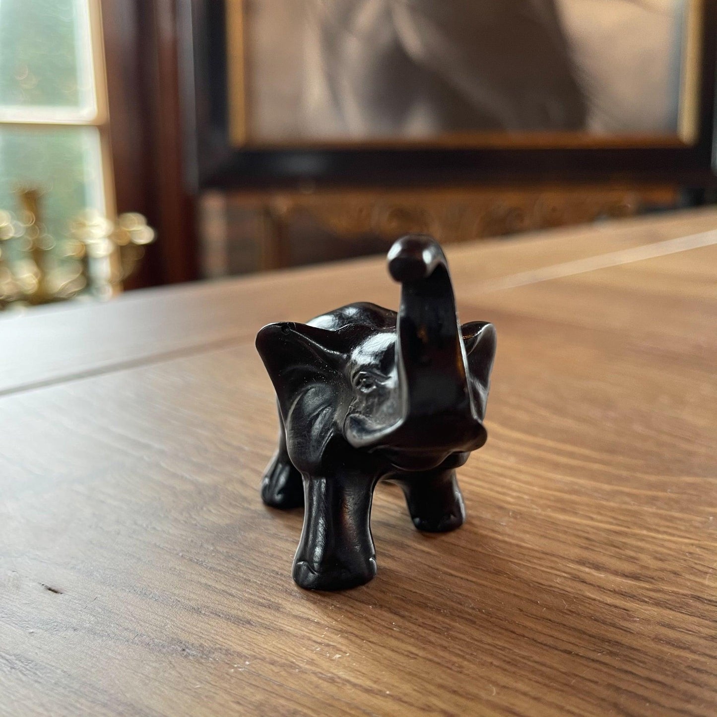 Olifantje van steen - Bamestra Curiosa