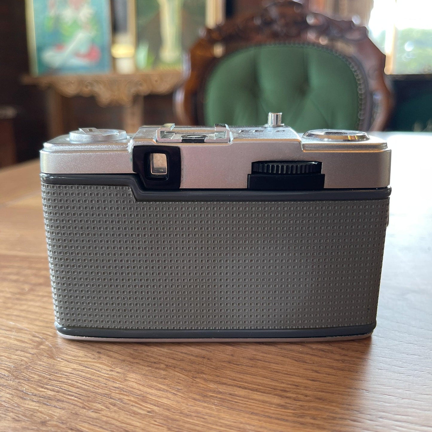 Olympus Pen EE-2 camera - Bamestra Curiosa