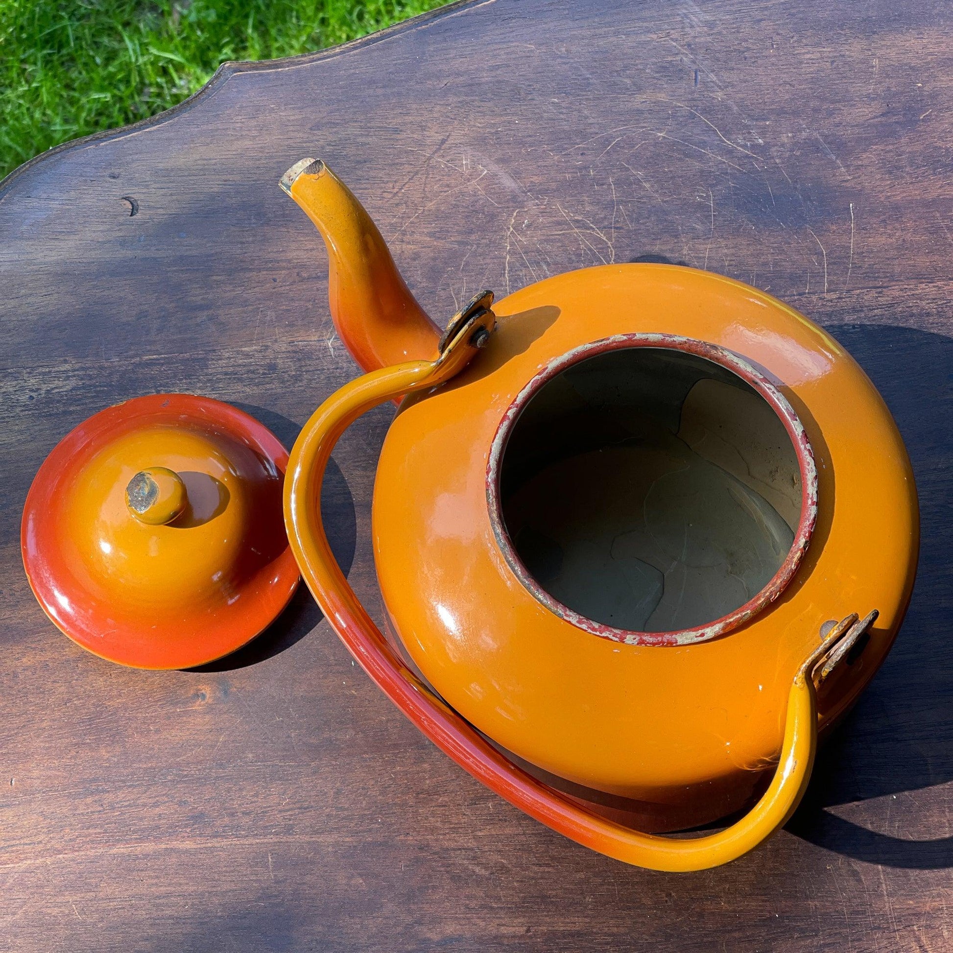 Oranje emaille theepot / koffiepot - Bamestra Curiosa