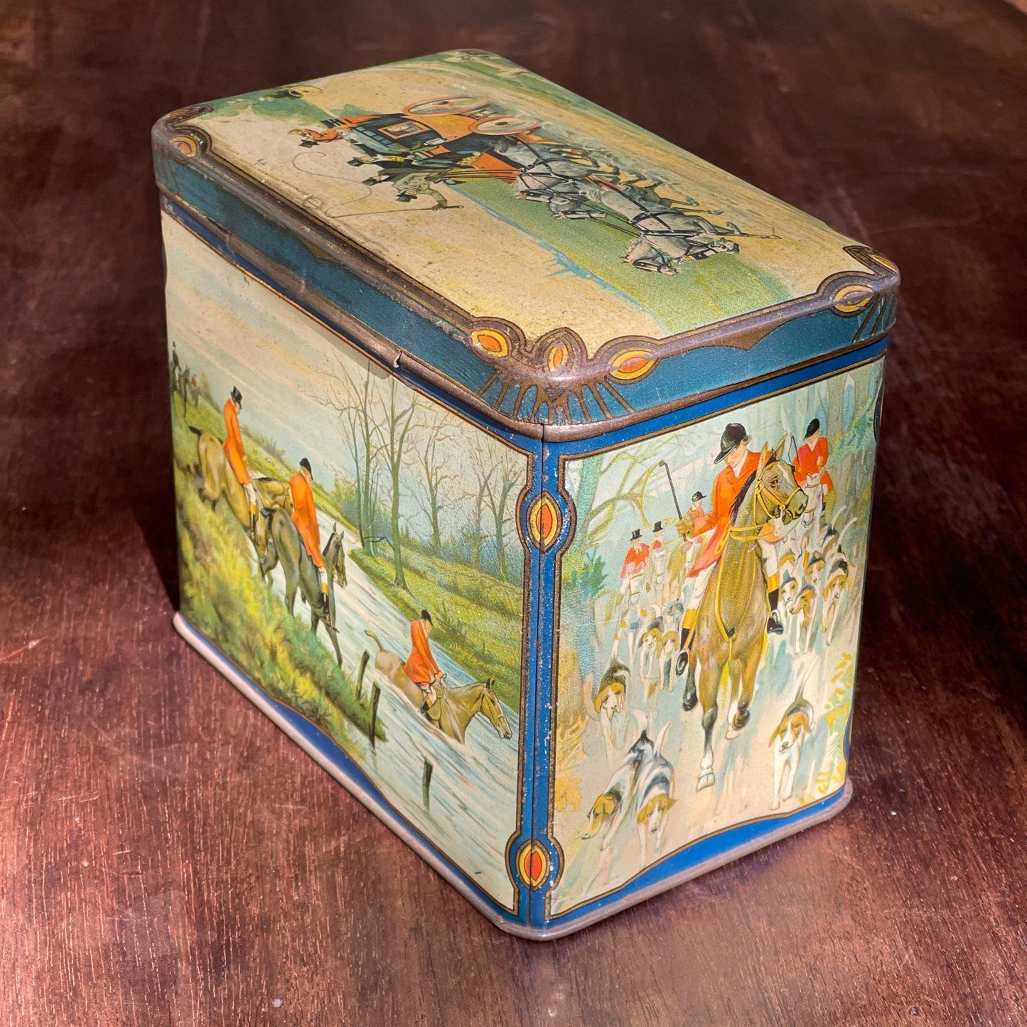 Oud thee blik van De Gruyter - Bamestra Curiosa