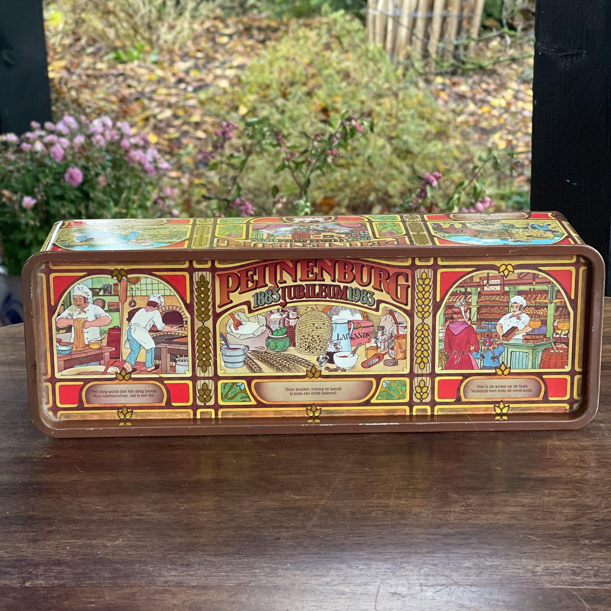Peijenburg 100 jarig Jubileum ontbijtkoek blik - Bamestra Curiosa