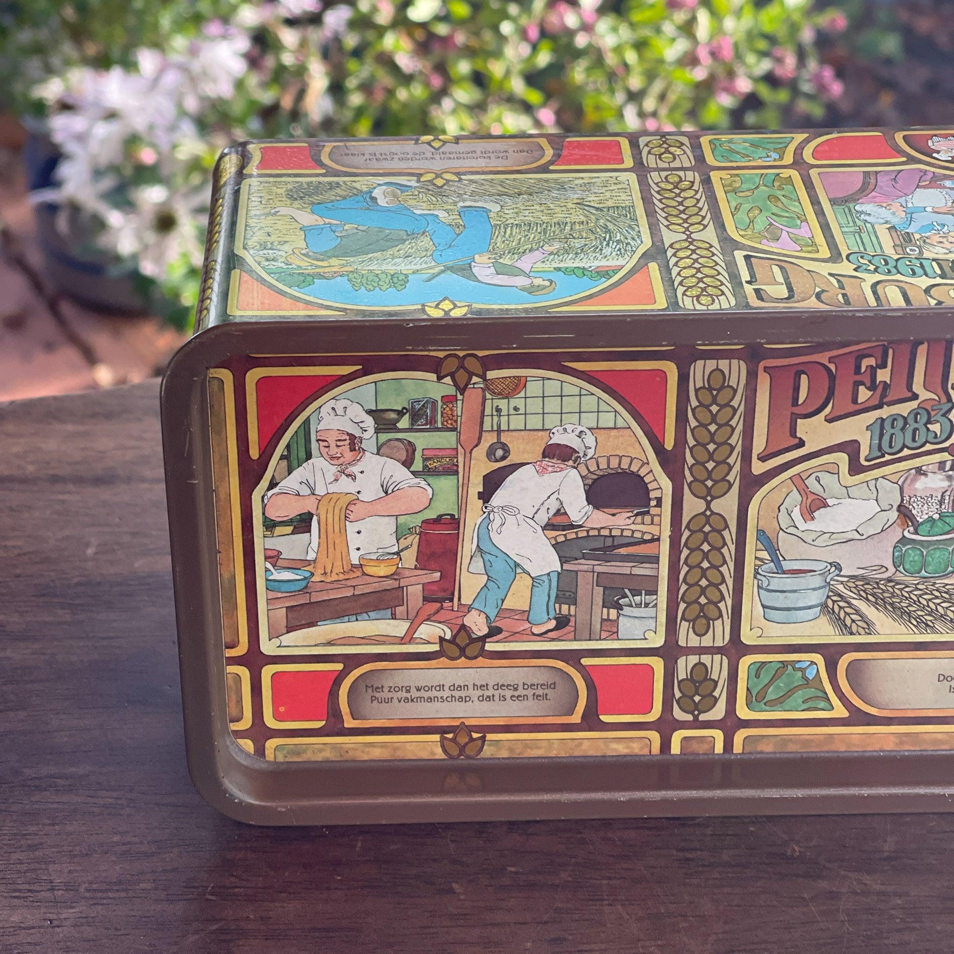 Peijenburg 100 jarig Jubileum ontbijtkoek blik - Bamestra Curiosa