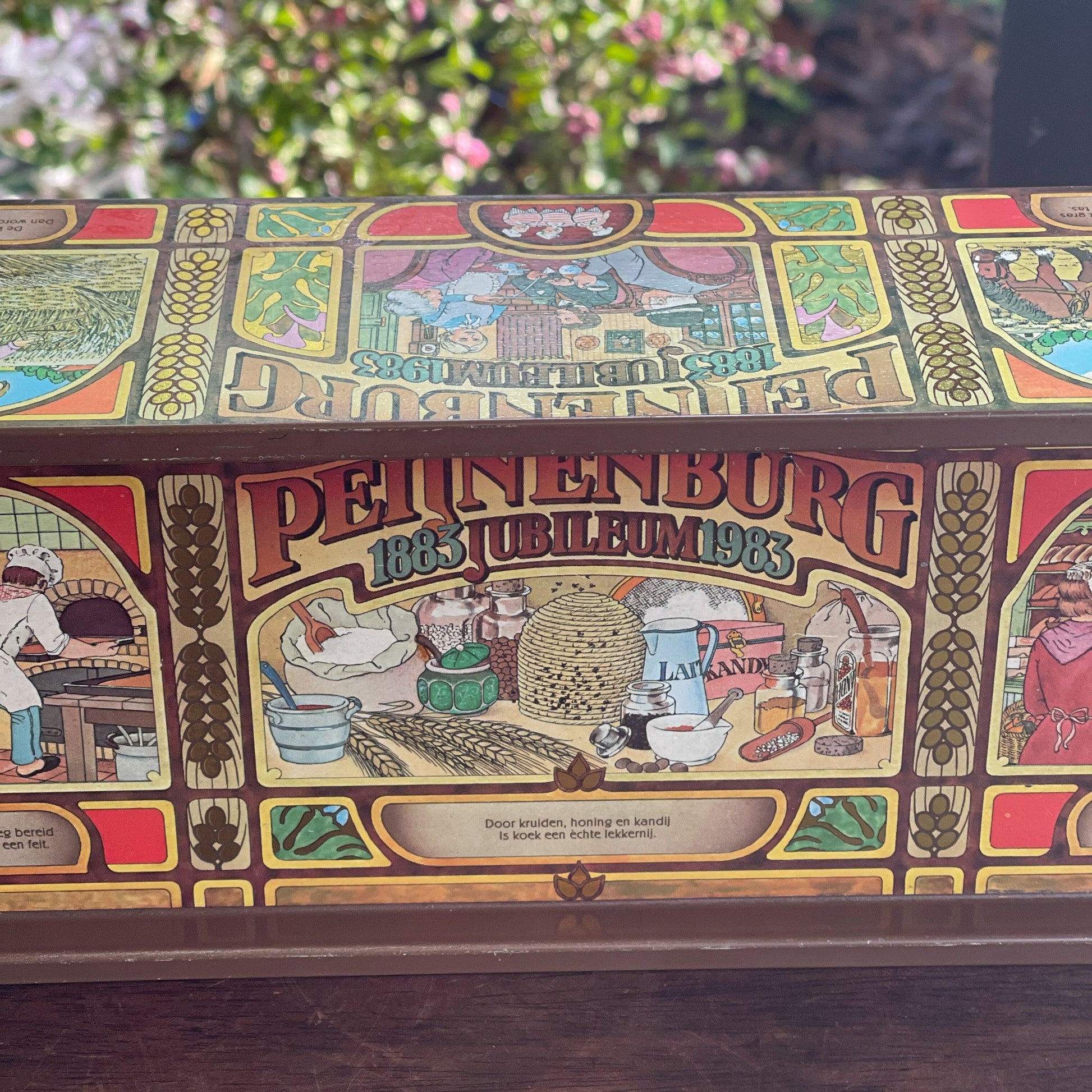 Peijenburg 100 jarig Jubileum ontbijtkoek blik - Bamestra Curiosa