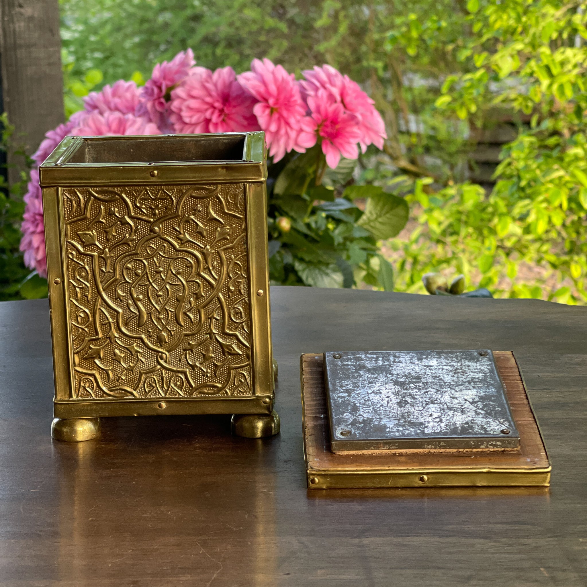 Perzische Geelkoperen Theebus - 20e Eeuw - The Collectionist