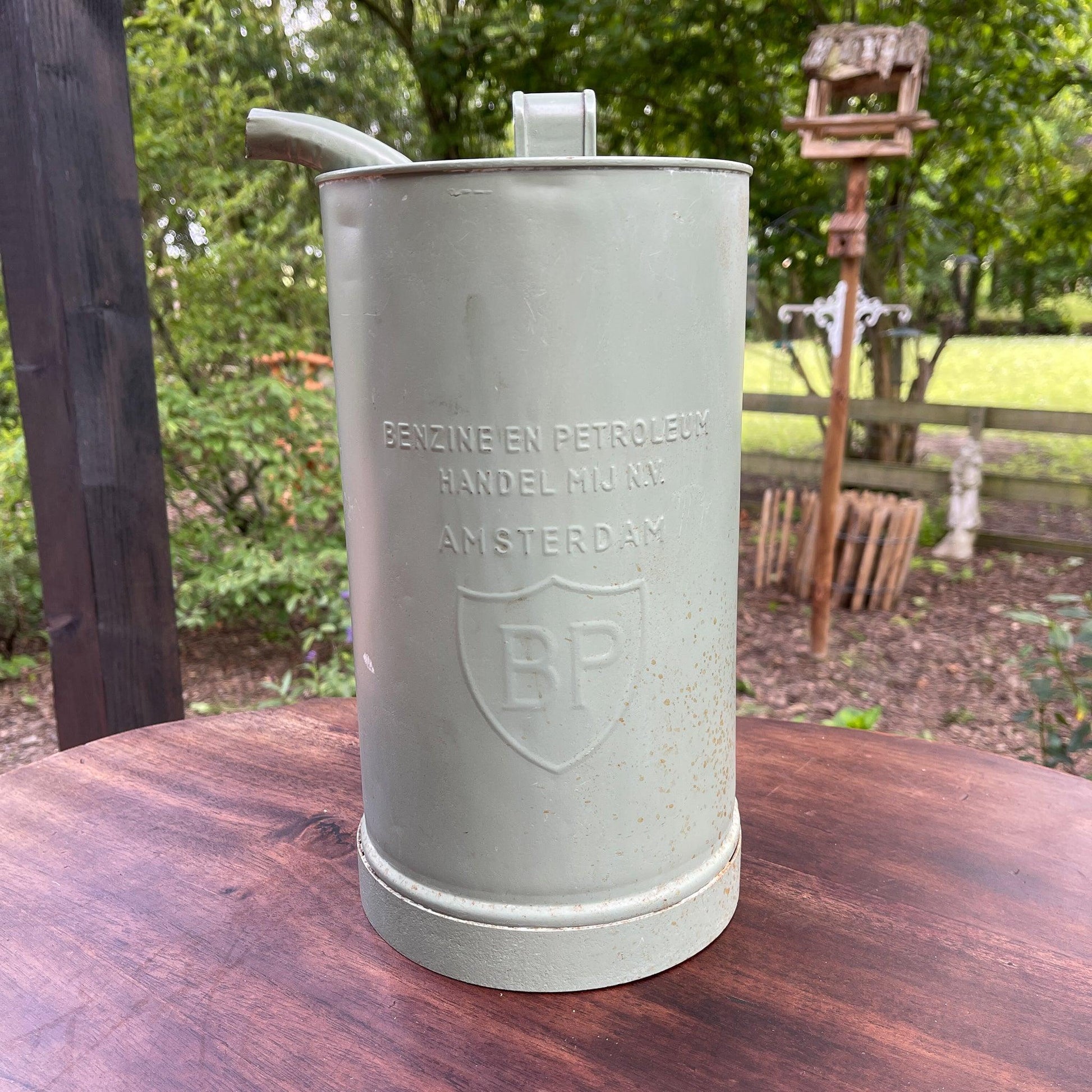 Petroleum kan van BP - Bamestra Curiosa