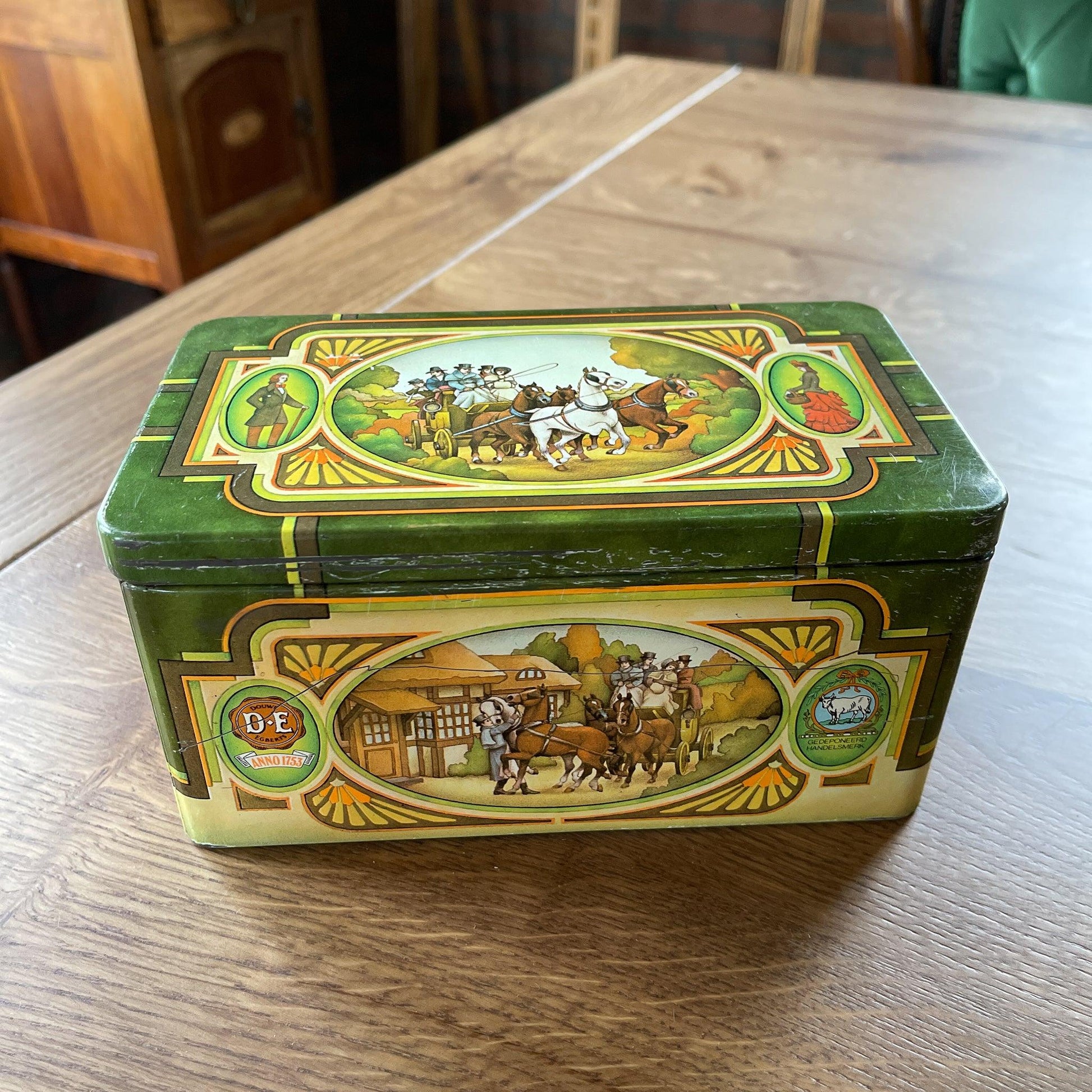 Pickwick thee blik - Bamestra Curiosa