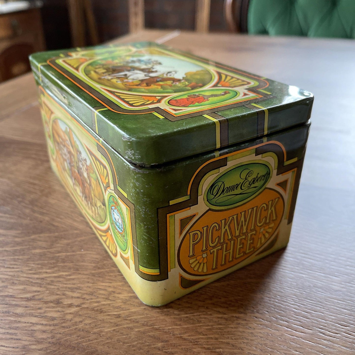 Pickwick thee blik - Bamestra Curiosa