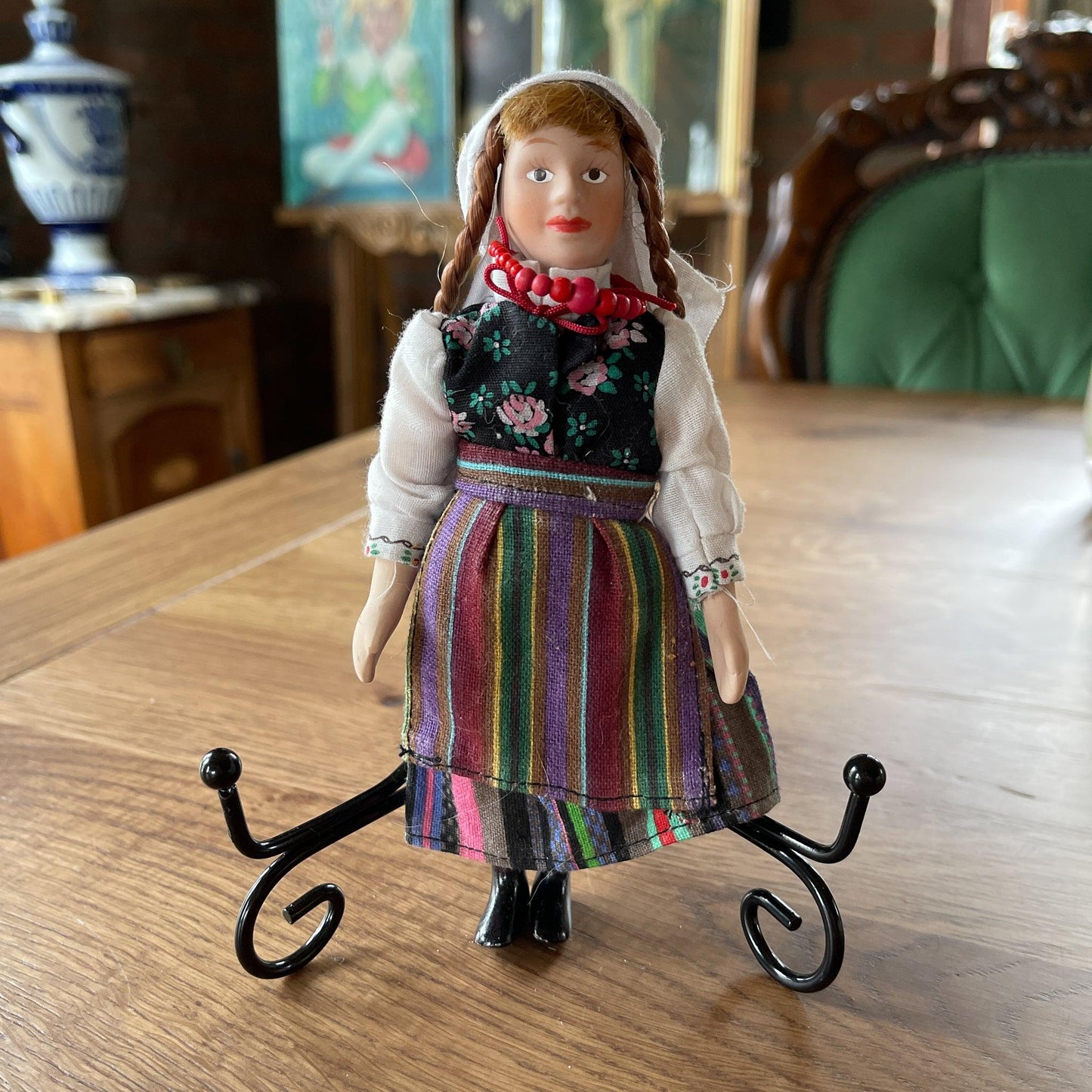 Poppetje in klederdracht - The Collectionist