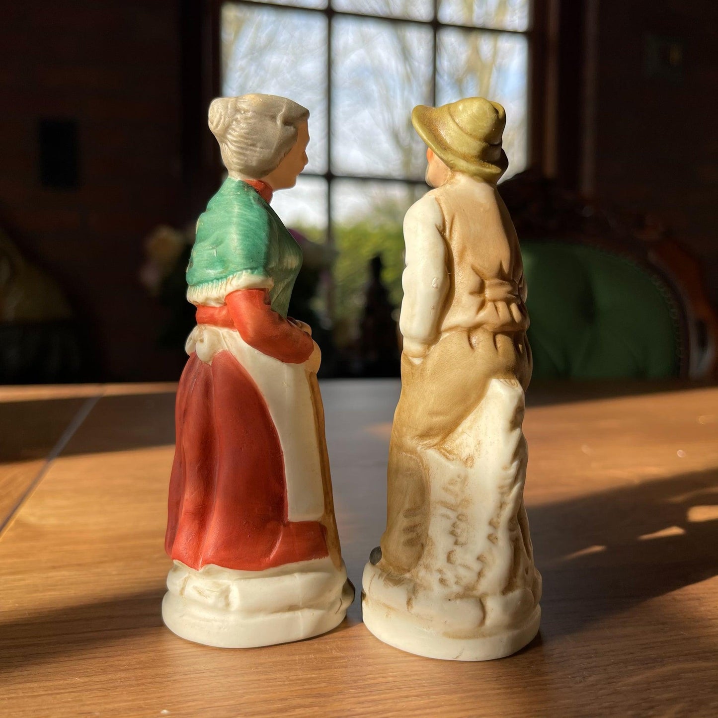 Porseleinen beeldjes man en vrouw - The Collectionist