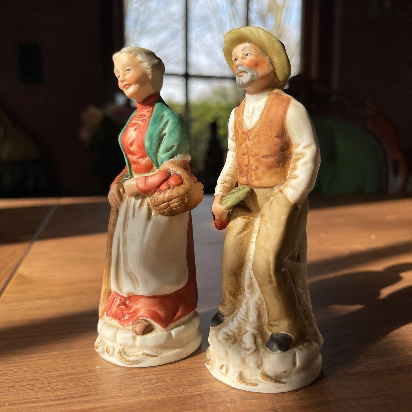 Porseleinen beeldjes man en vrouw - The Collectionist