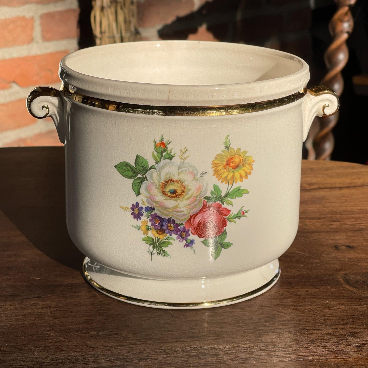 Porseleinen bloempot van Crown Devon - Bamestra Curiosa