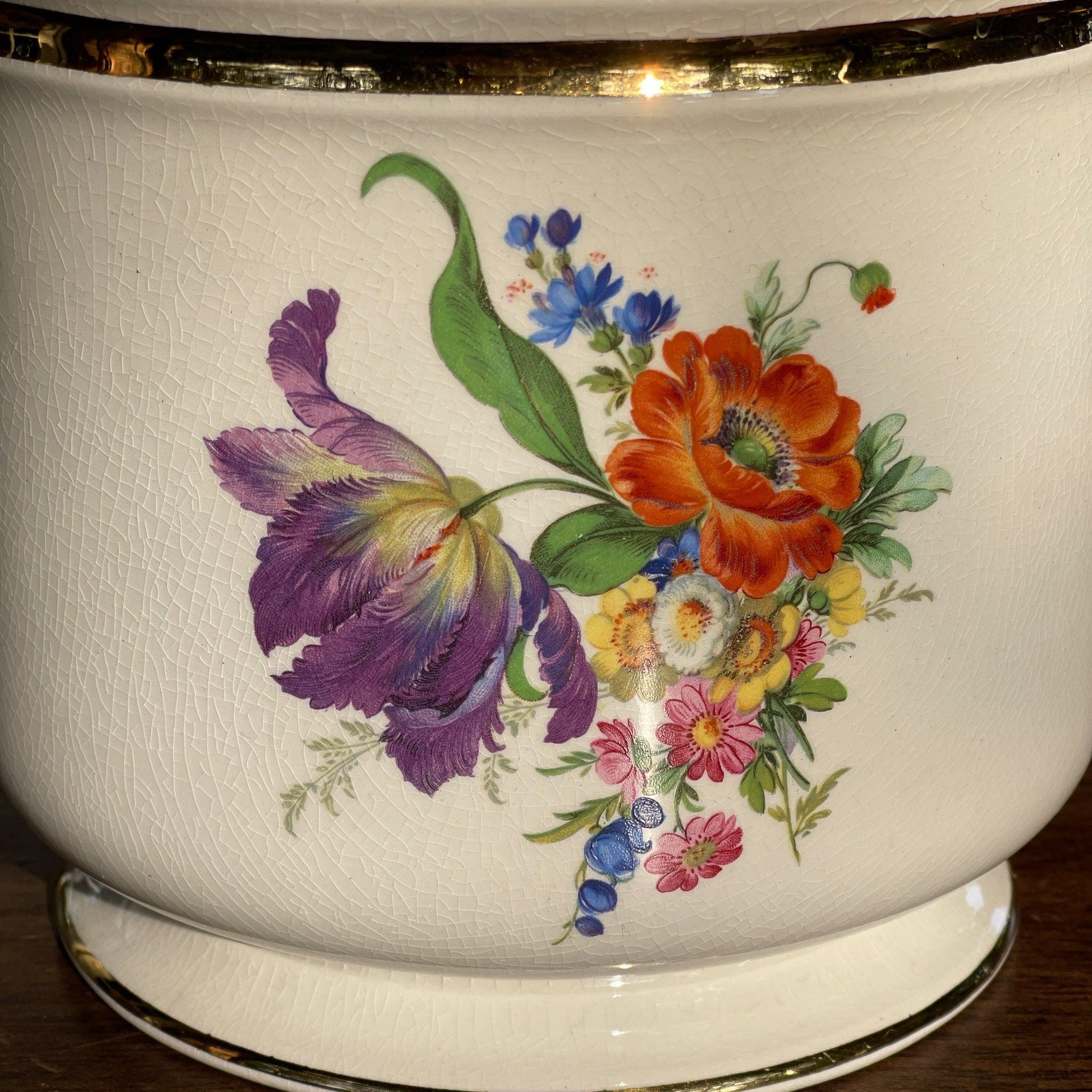 Porseleinen bloempot van Crown Devon - Bamestra Curiosa