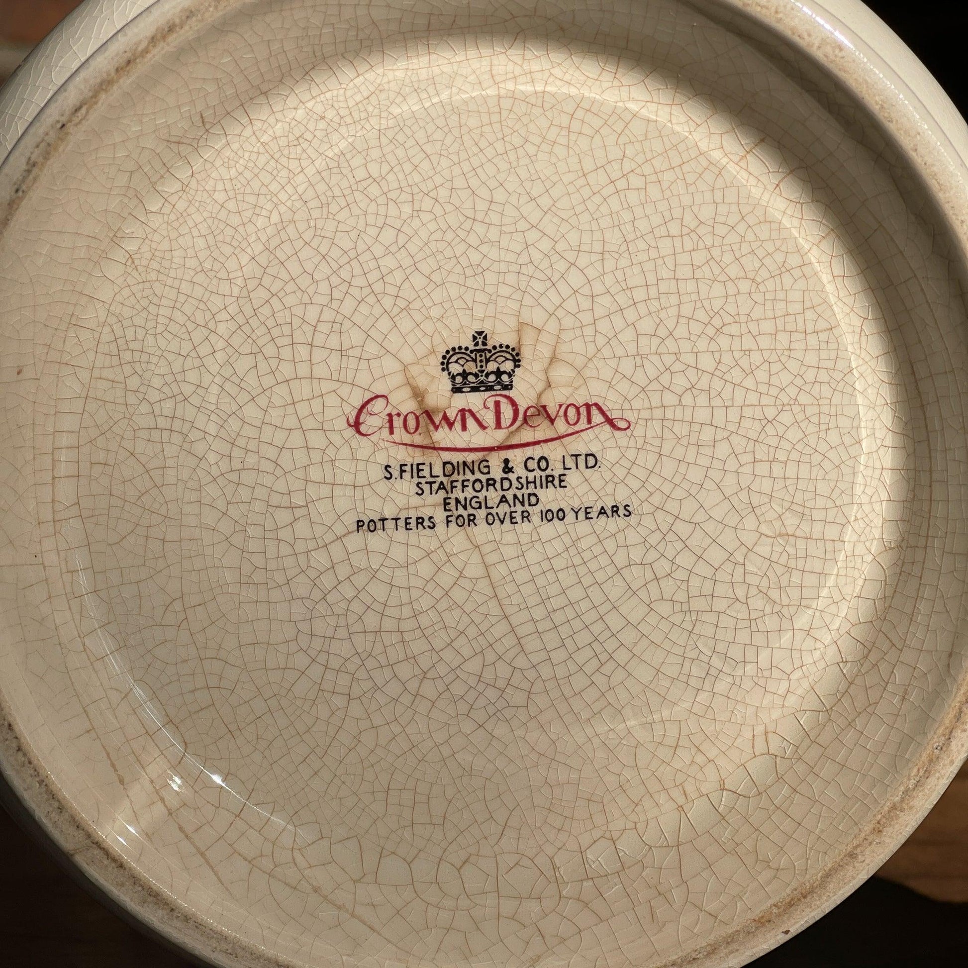 Porseleinen bloempot van Crown Devon - Bamestra Curiosa