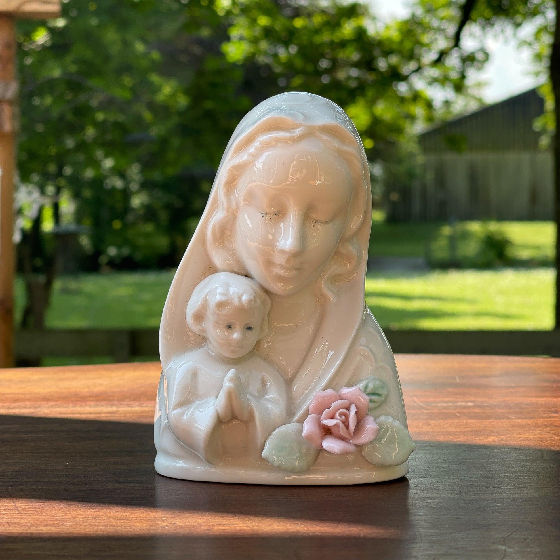 Porseleinen Maria beeldje - Bamestra Curiosa