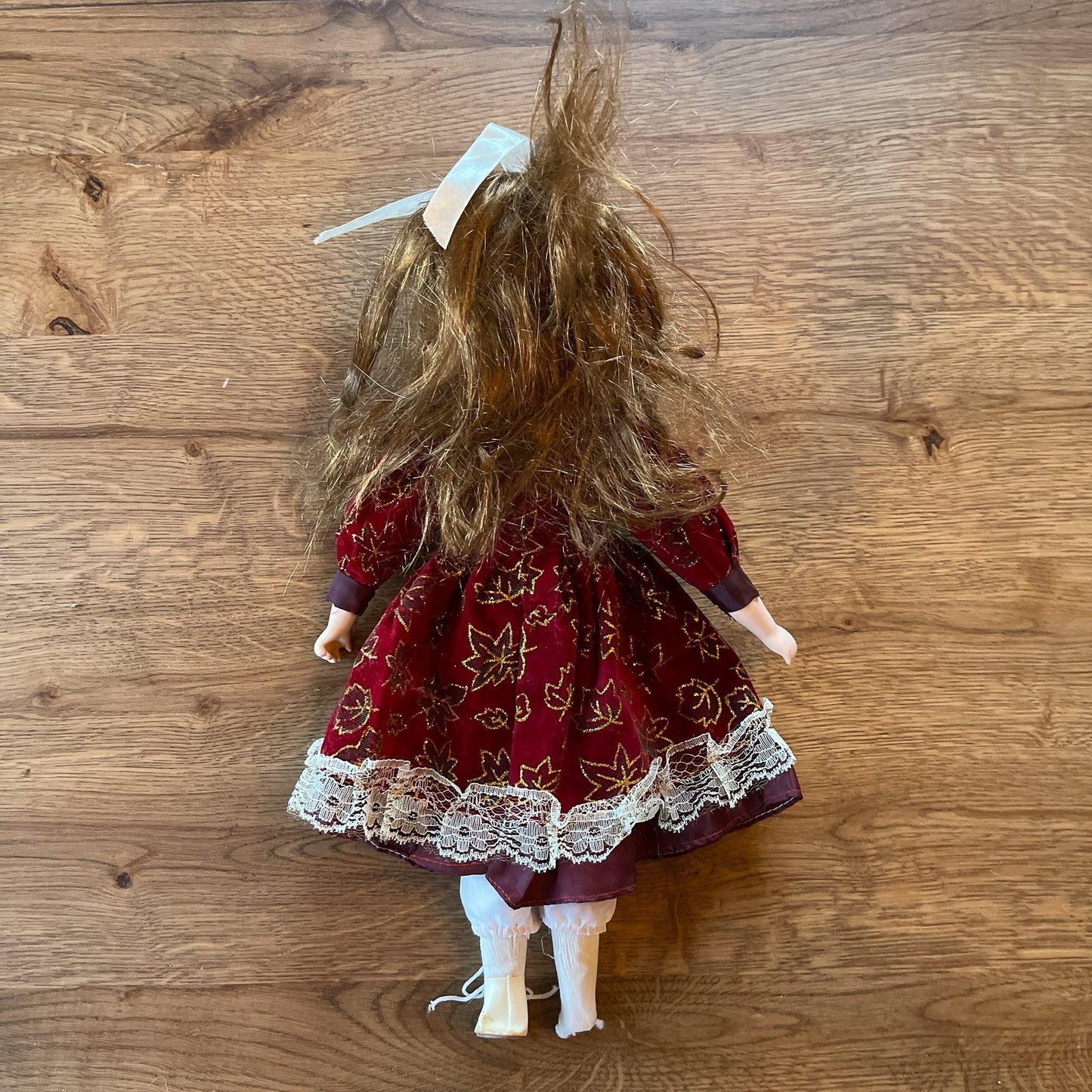 Porseleinen pop - Bamestra Curiosa