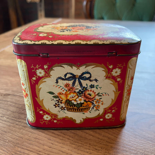 Prachtig rood blikje met bloemen - Bamestra Curiosa