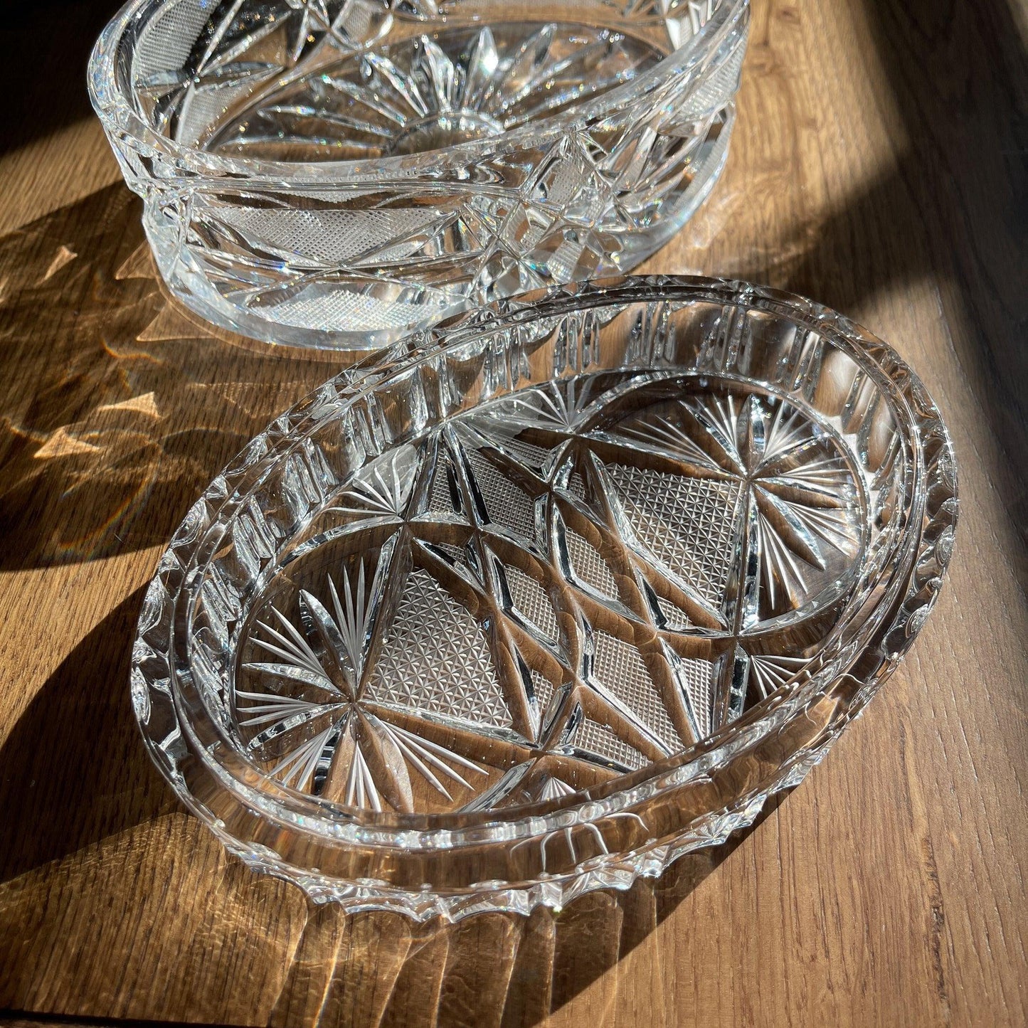 Prachtige Bonbon schaal van Bohemia kristal (1950) - Bamestra Curiosa