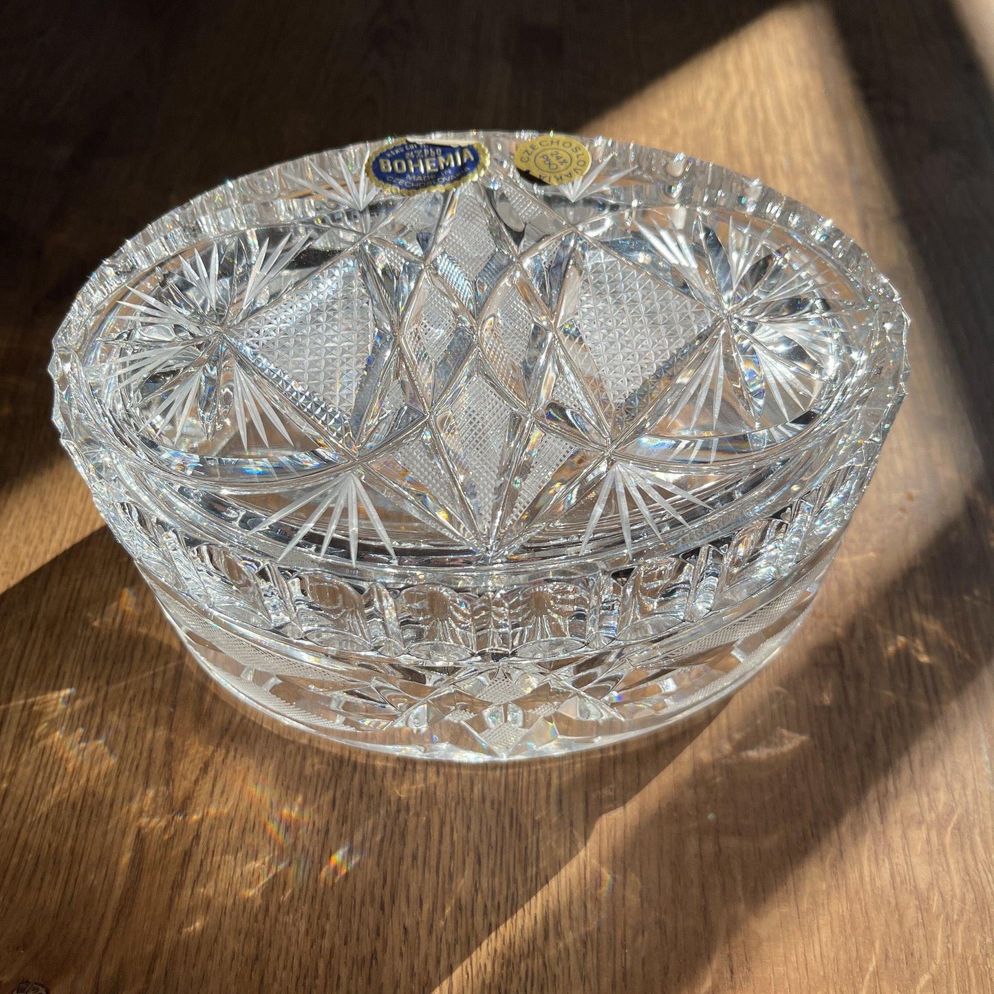 Prachtige Bonbon schaal van Bohemia kristal (1950) - Bamestra Curiosa