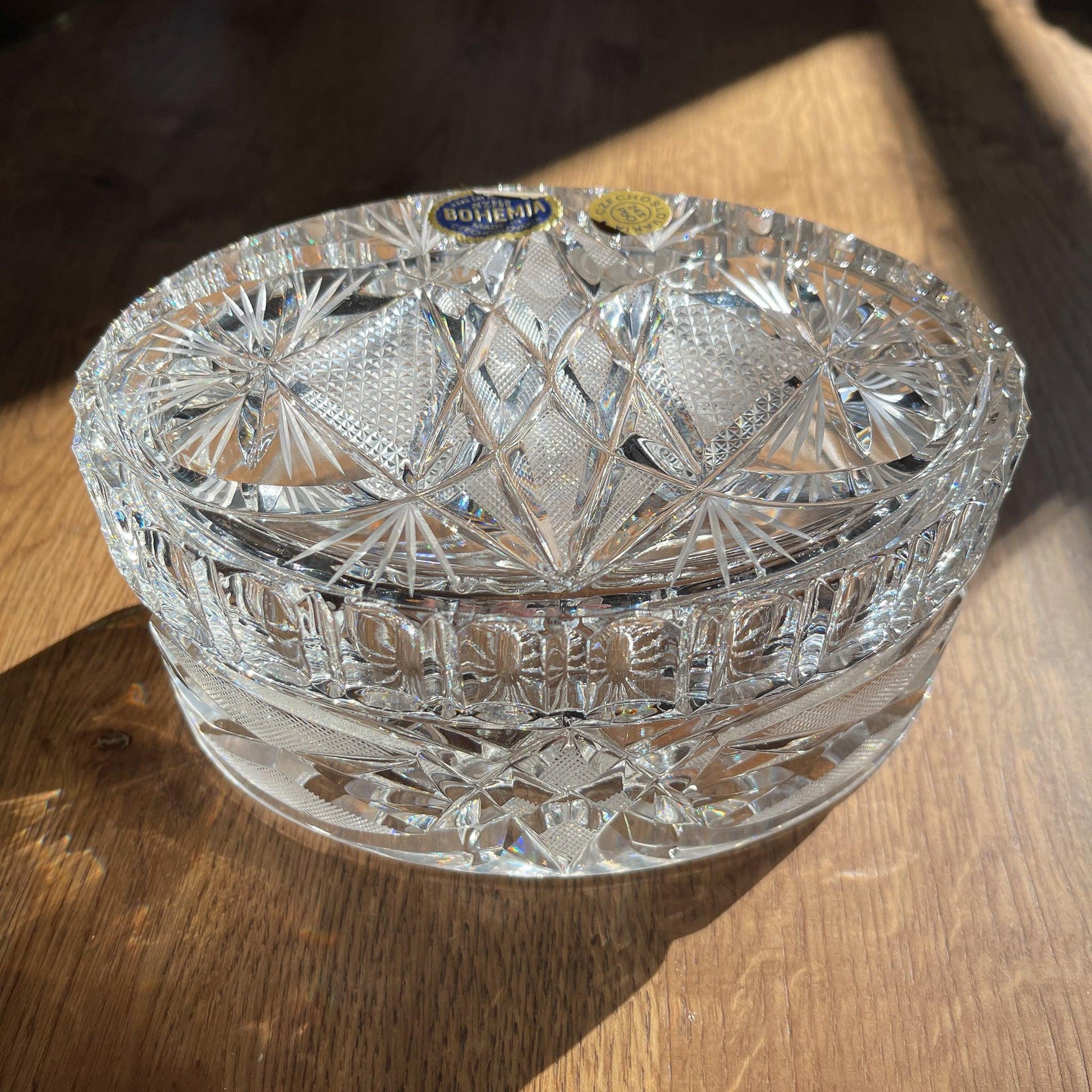 Prachtige Bonbon schaal van Bohemia kristal (1950) - Bamestra Curiosa