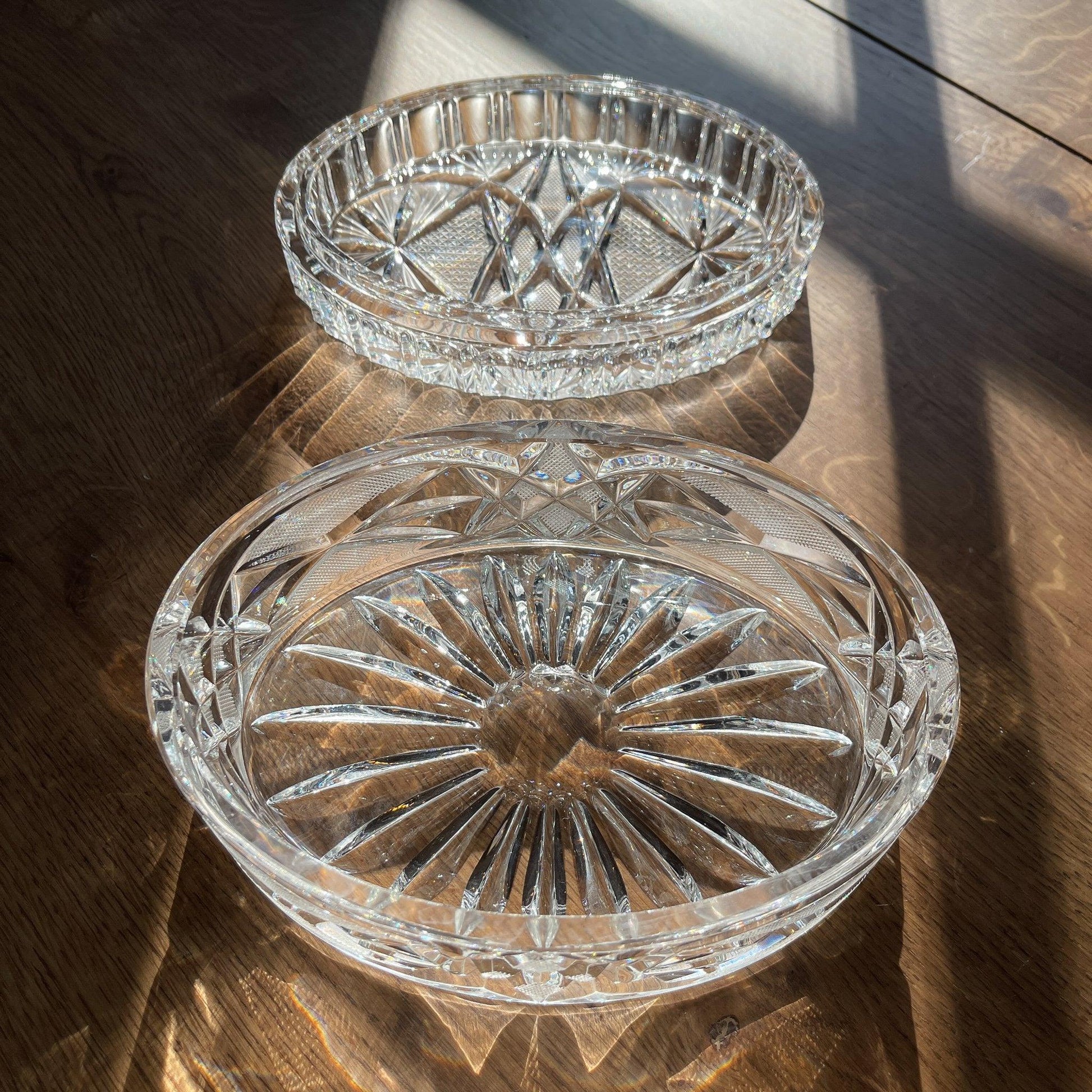 Prachtige Bonbon schaal van Bohemia kristal (1950) - Bamestra Curiosa