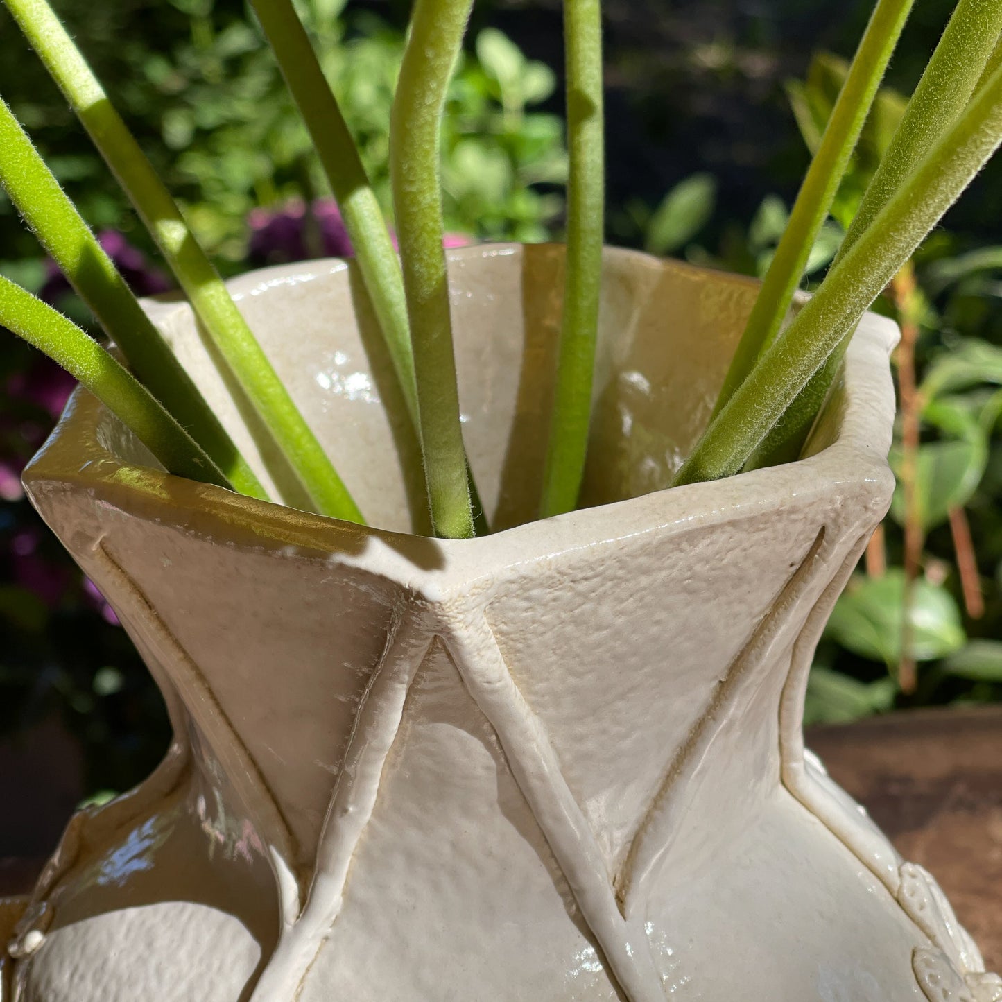 Prachtige Vaas Gemaakt Door Mieke Drenth Ceramiek - The Collectionist