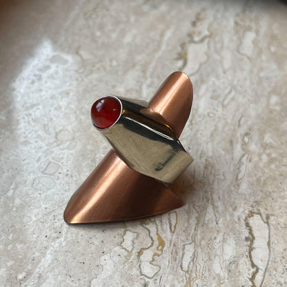 Ring van alpaca met kwarts van Wim Lammers - The Collectionist