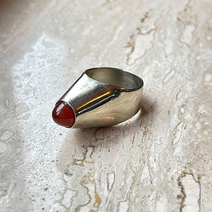 Ring van alpaca met kwarts van Wim Lammers - The Collectionist