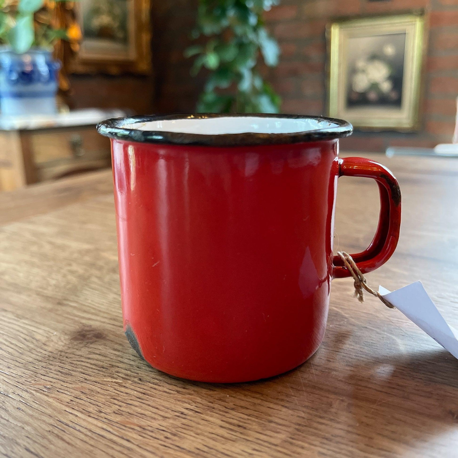 Rode emaille beker - Bamestra Curiosa