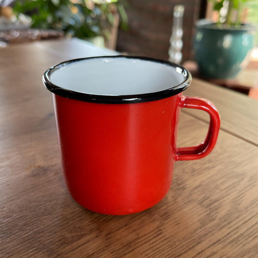 Rode emaille beker - Bamestra Curiosa