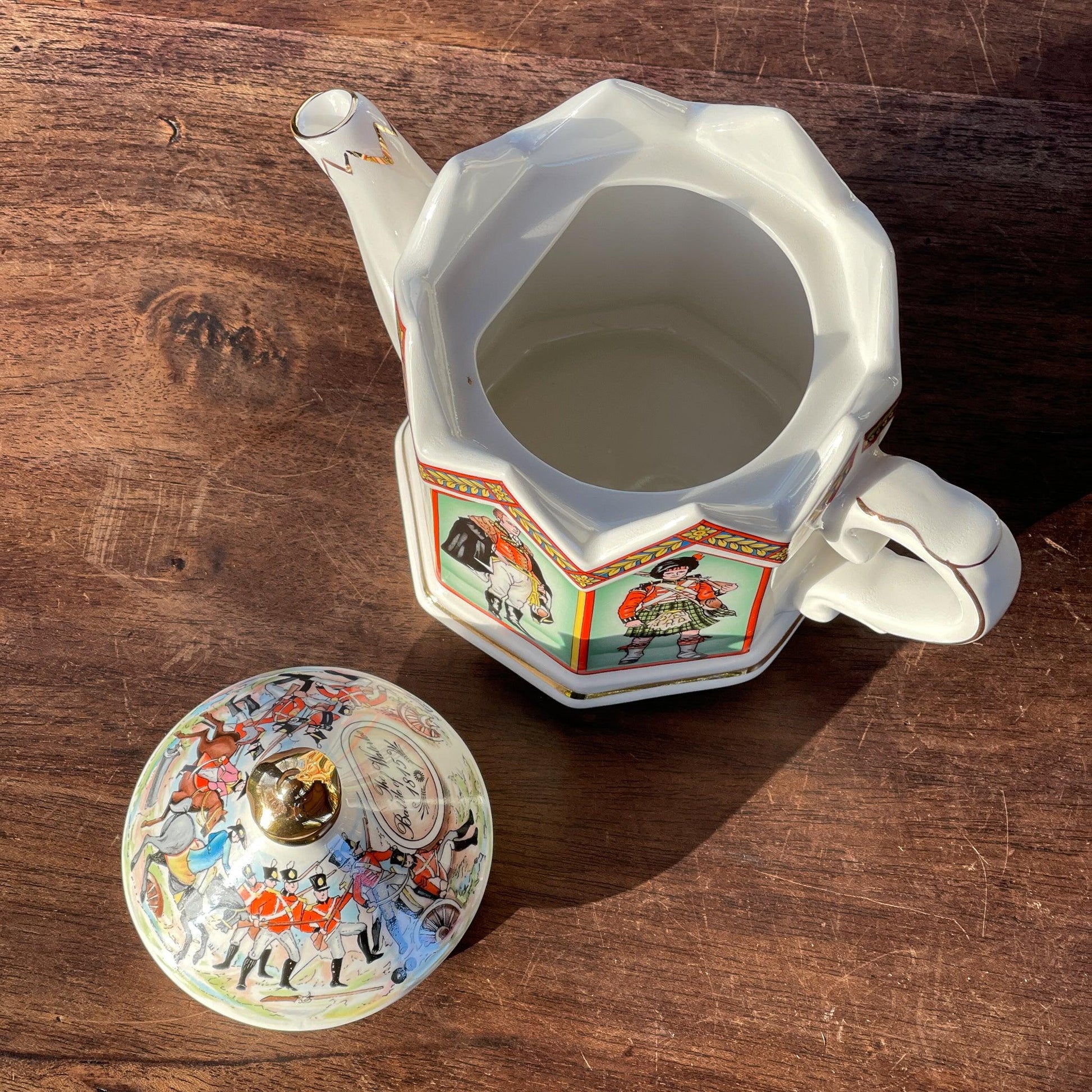 Sadler Theepot The Duke of Wellington - Bamestra Curiosa