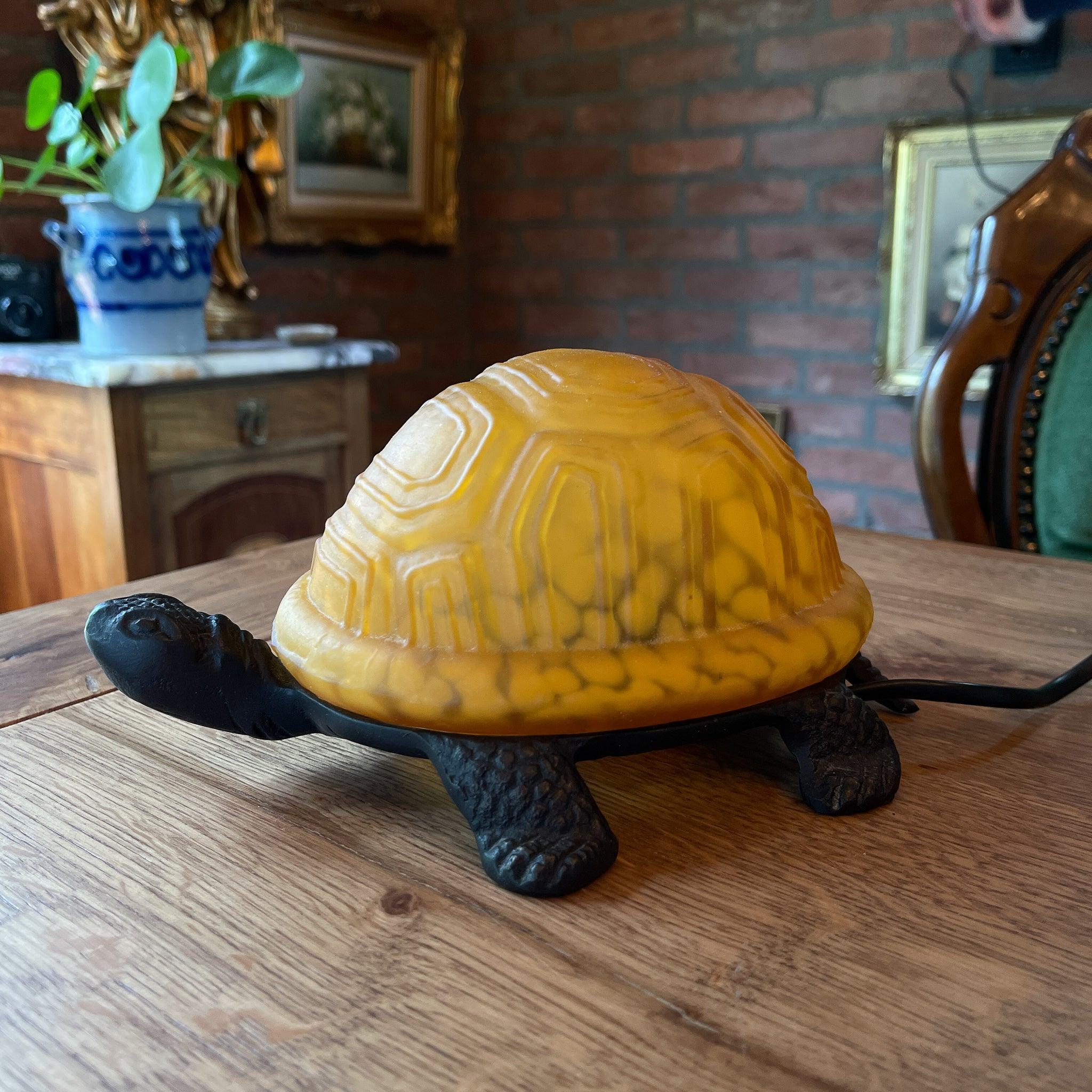 Schildpad lamp van metaal & glas - The Collectionist