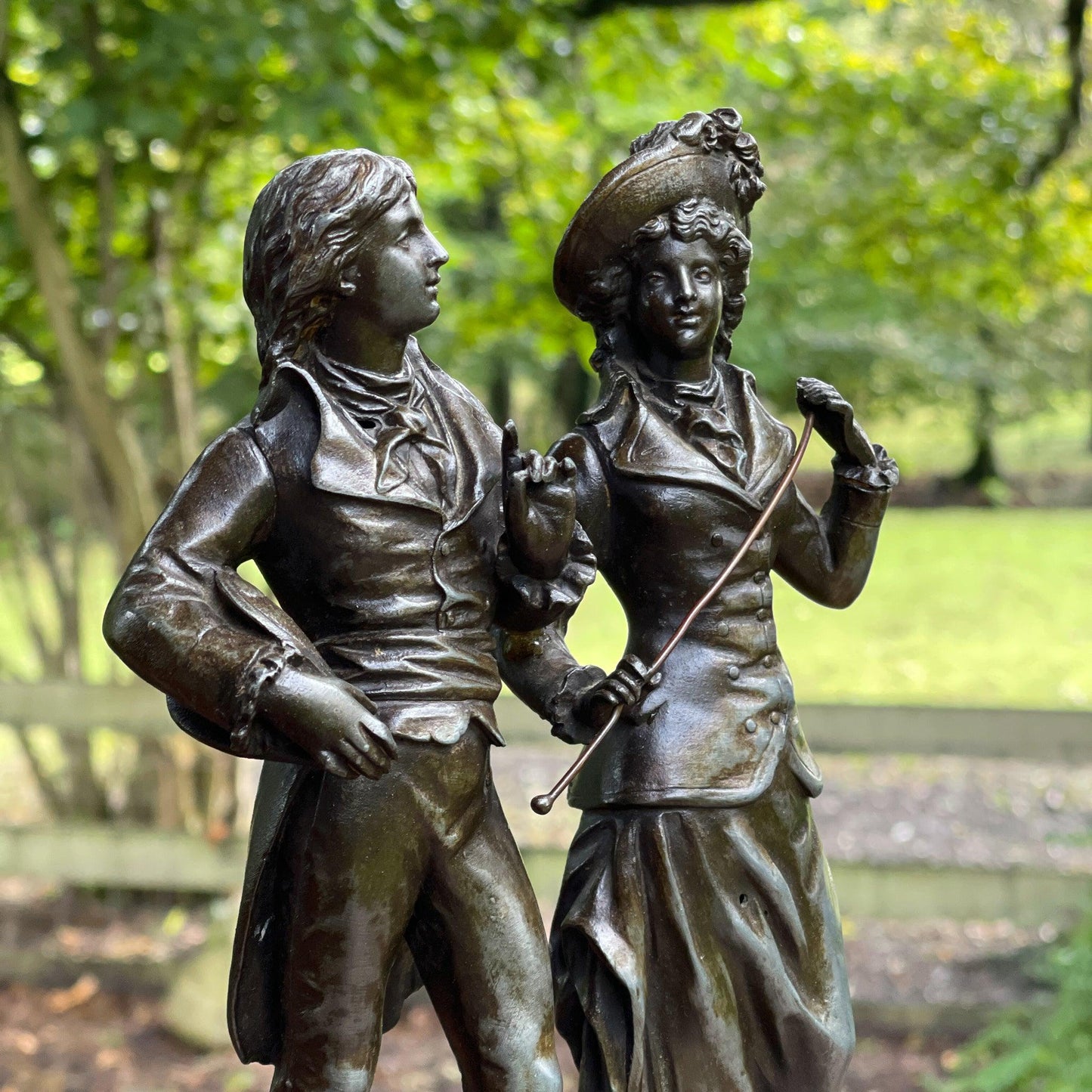 Schoorsteenklok - Bamestra Curiosa