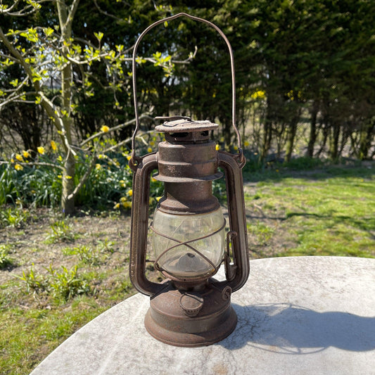 Stormlantaarn petroleum lamp BAT 158 - Bamestra Curiosa