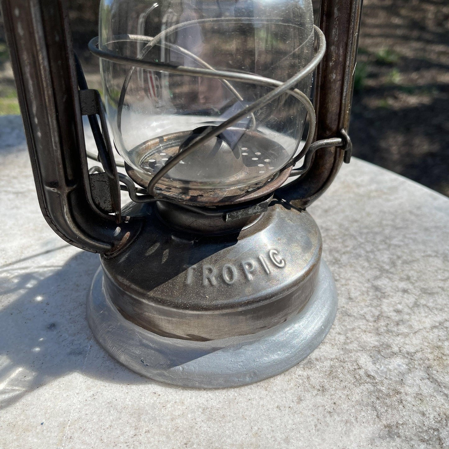 Stormlantaarn petroleum lamp Chalwyn Tropic - Bamestra Curiosa