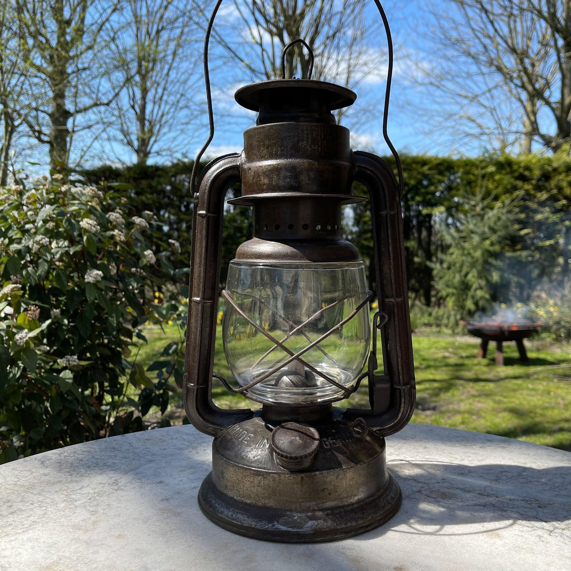 Stormlantaarn petroleum lamp Frowo No 240 - Bamestra Curiosa