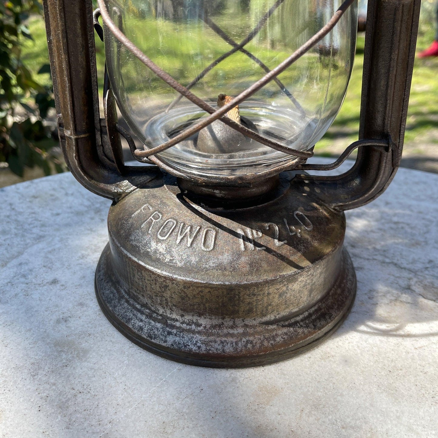 Stormlantaarn petroleum lamp Frowo No 240 - Bamestra Curiosa