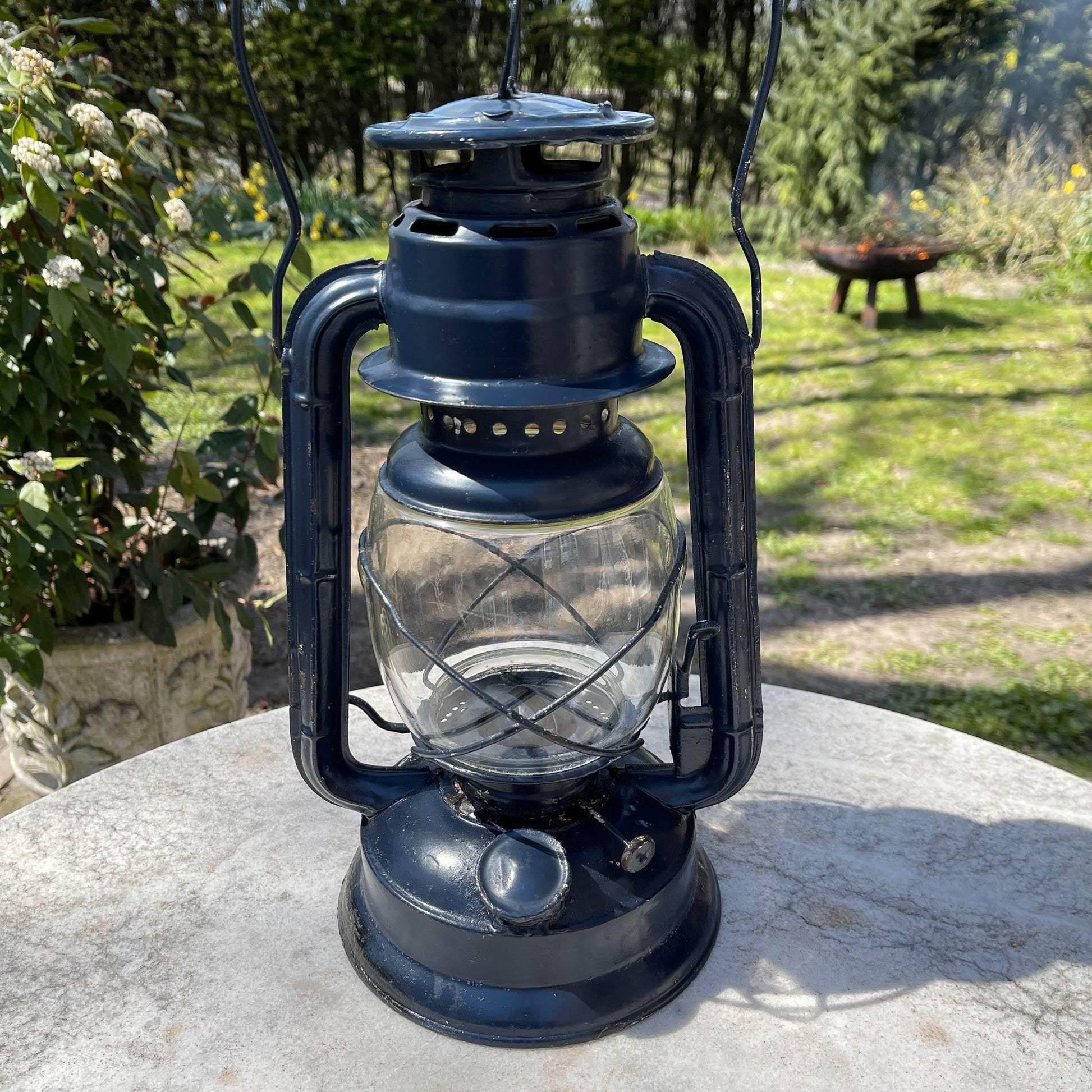 Stormlantaarn petroleum lamp Frowo No 240 - Bamestra Curiosa