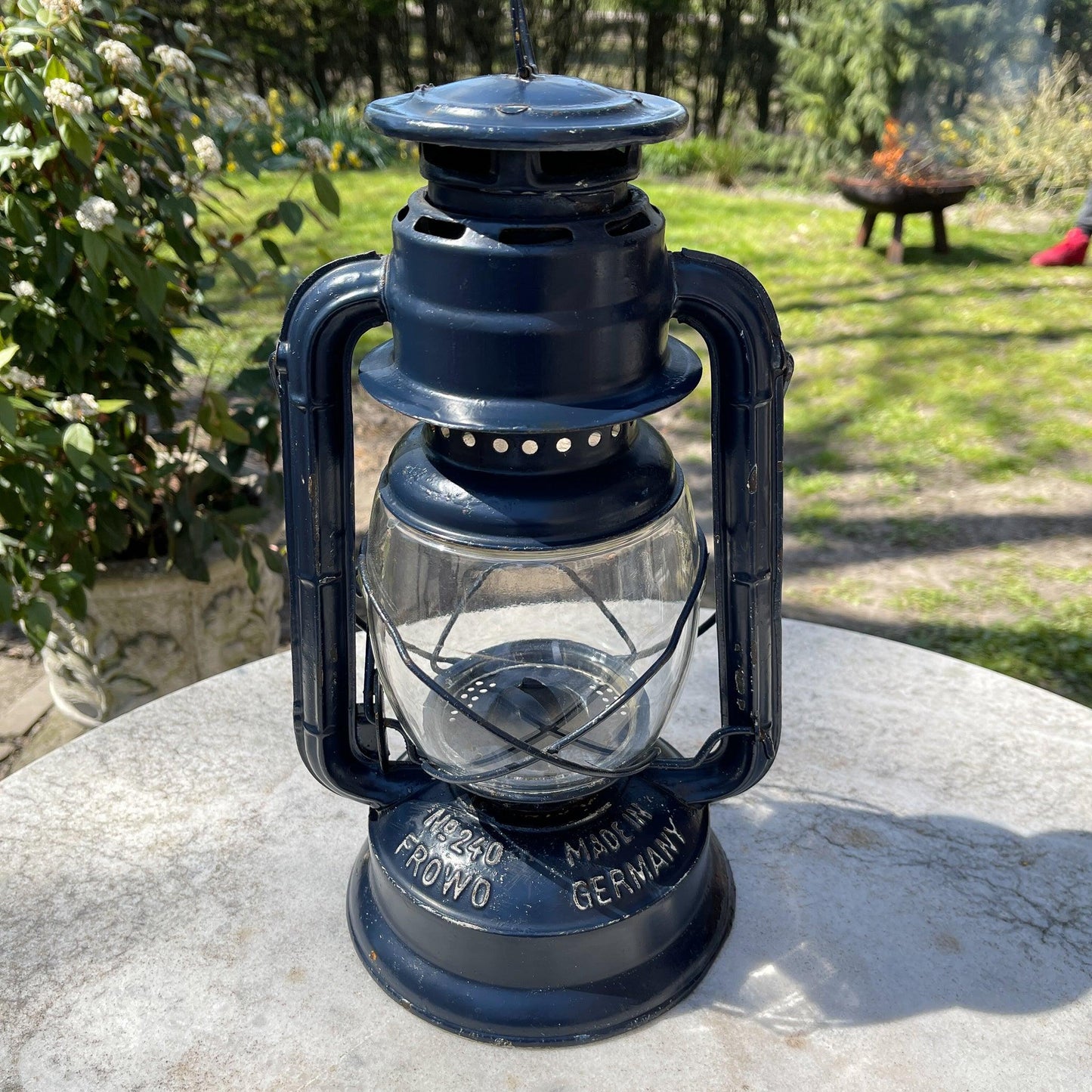 Stormlantaarn petroleum lamp Frowo No 240 - Bamestra Curiosa